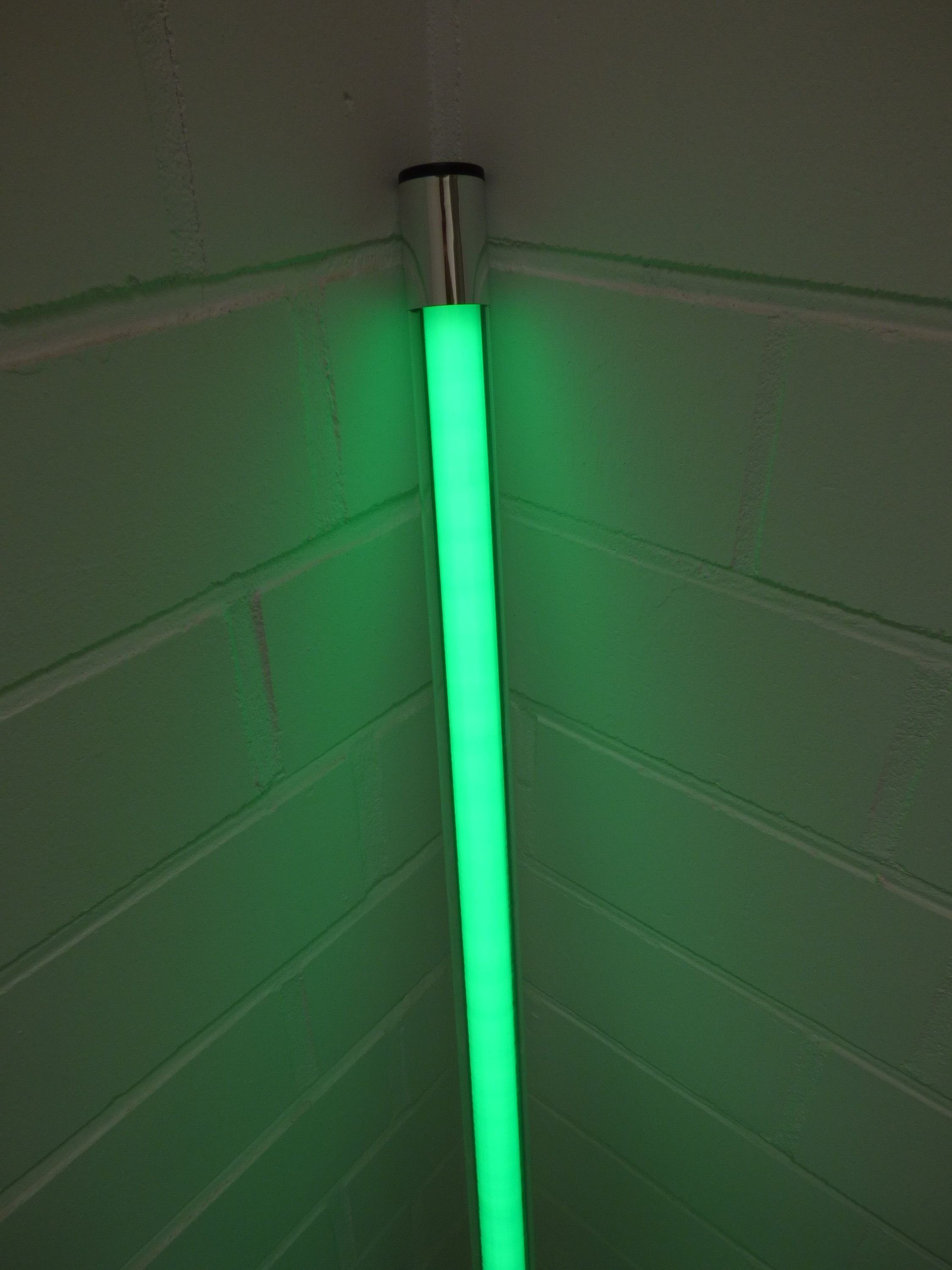 XENON LED Wandleuchte LED Leuchtstab 24 Watt grün 2500 Lumen 153 cm IP-44 Aussen, LED Röhre T8, Xenon