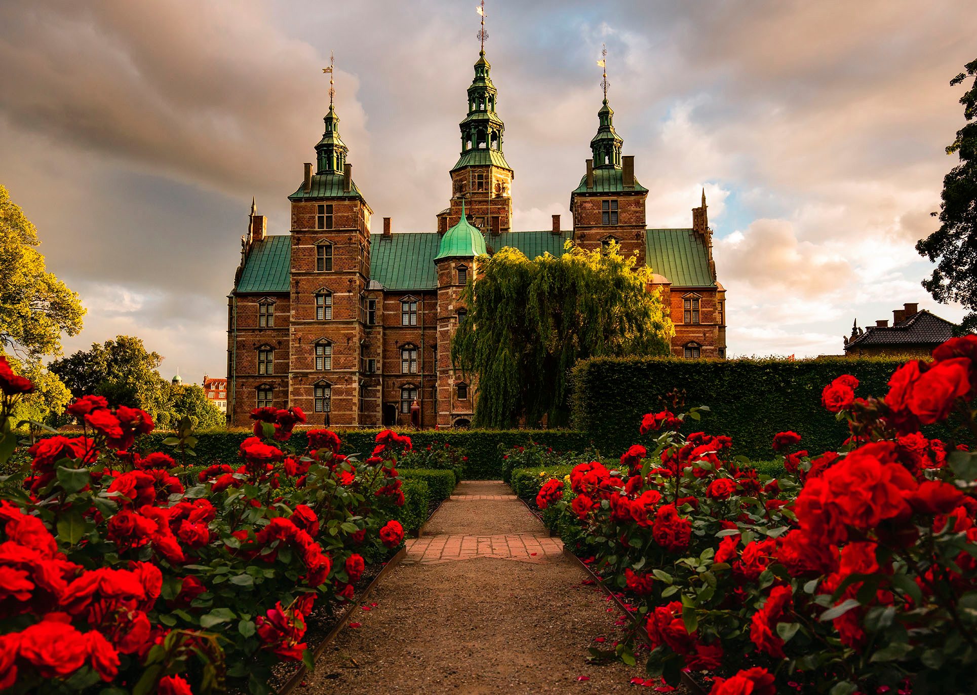 Ravensburger Puzzle Beautiful Castles - Schloss günstig online kaufen