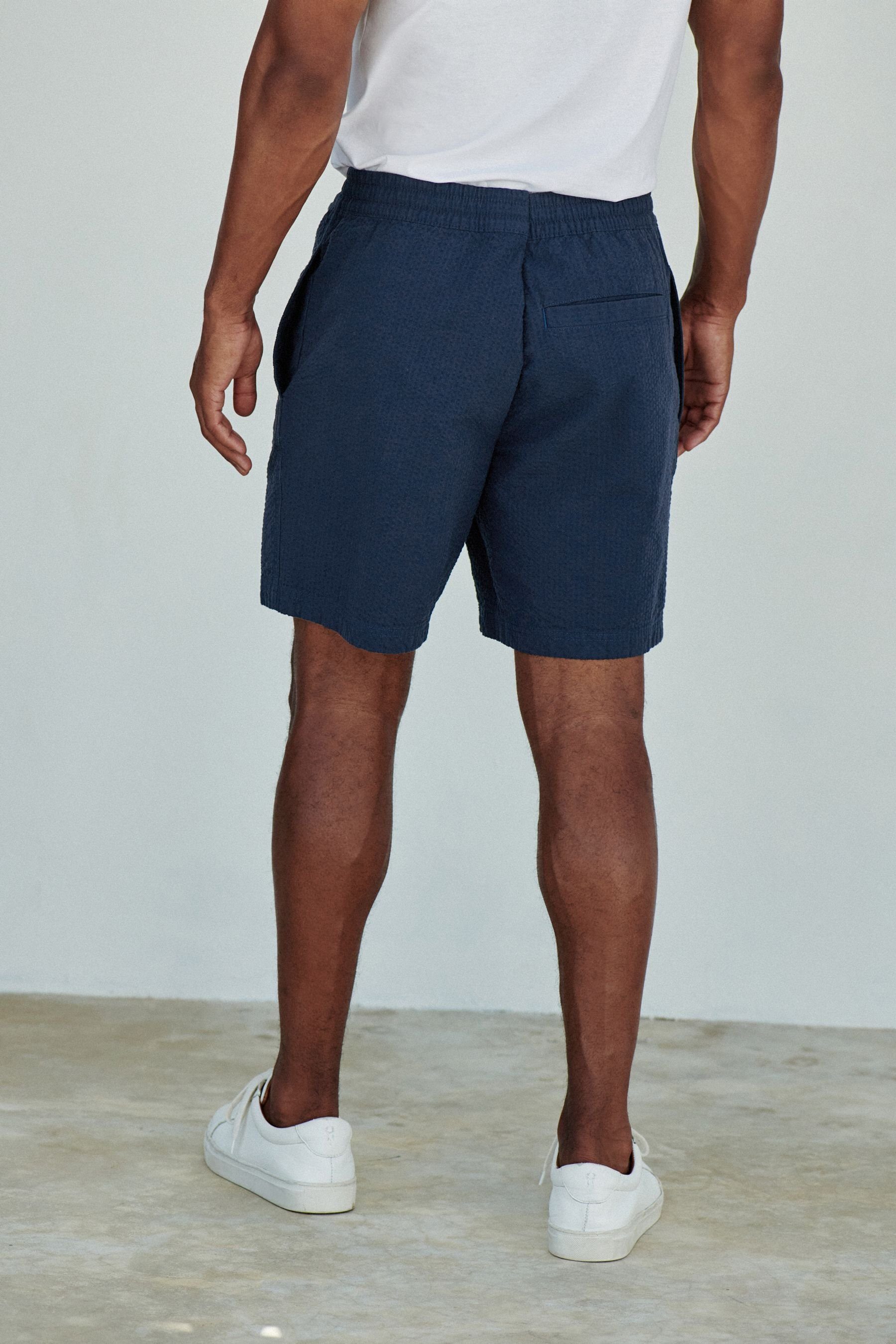 Next Shorts Schicke Jerseyshorts mit elastischem (1-tlg) Kordelbund