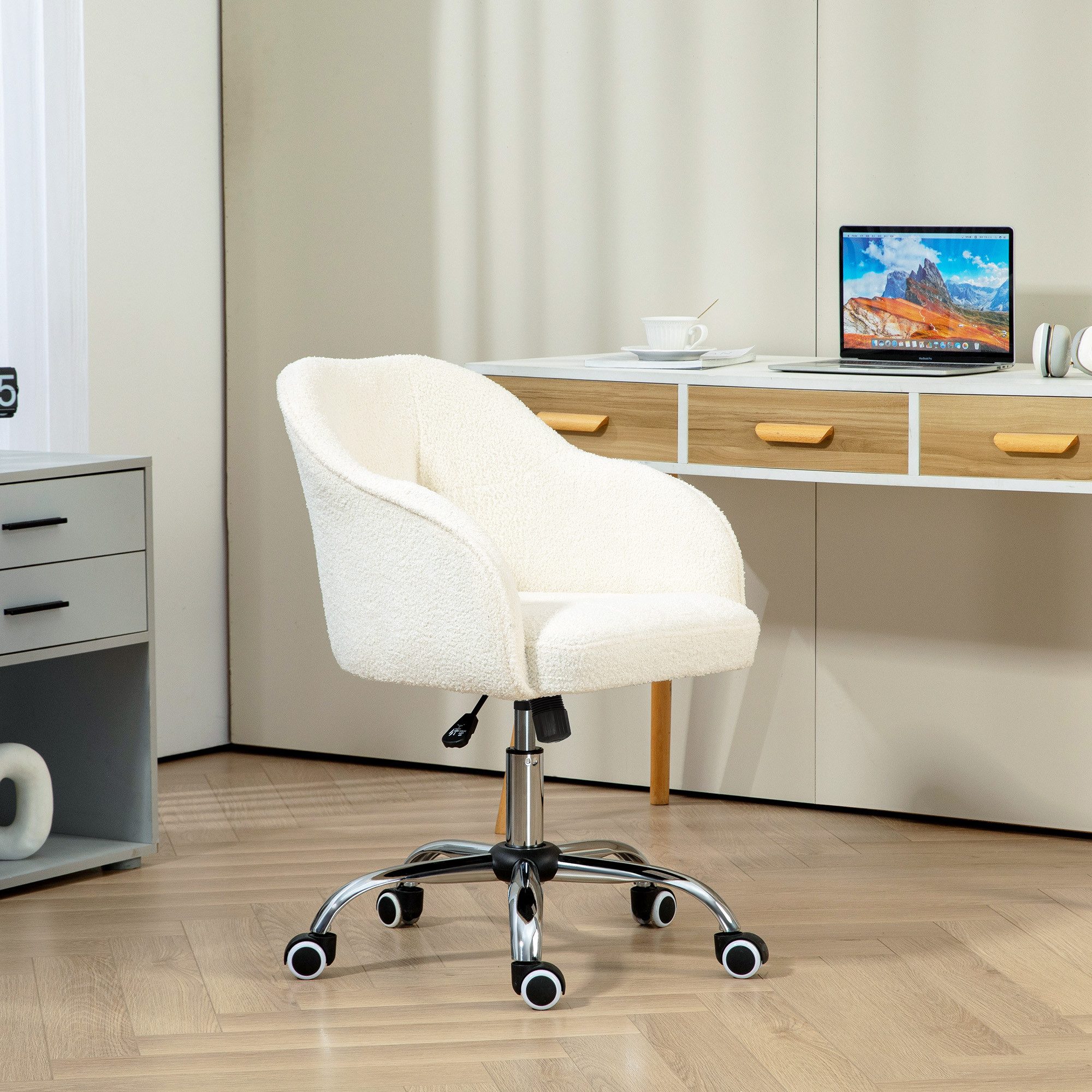 HOMCOM Bürostuhl Schreibtischstuhl mit Teddysamtoptik höhenverstellbar Drehstuhl (ergonomisch Homeoffice Stuhl, 1 St), für Schlafzimmer, Arbeitszimmer, Cremeweiß