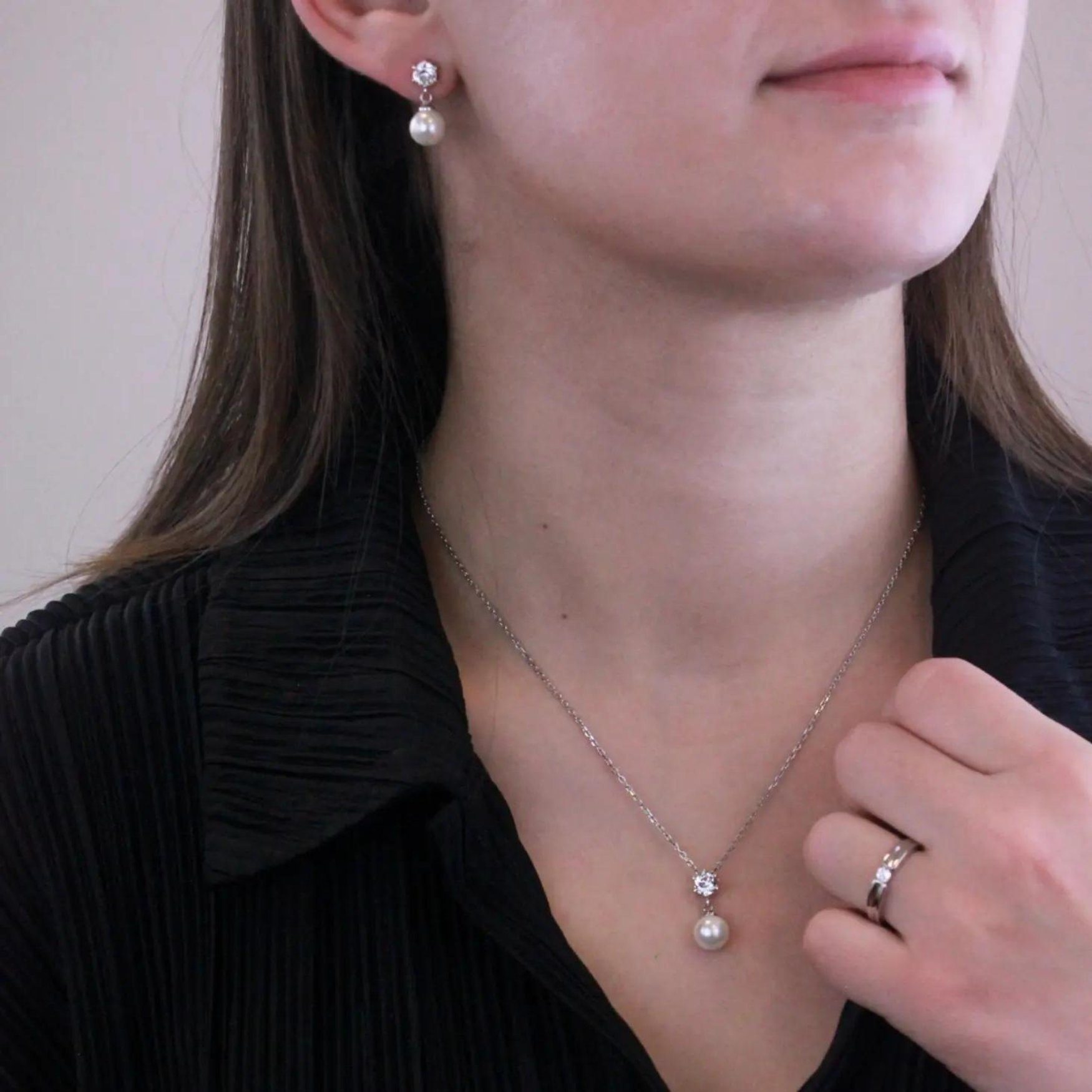 Ella Eisvogel Schmuckset Süßwasser - Perlenset Silber Halskette & Ohrringe günstig online kaufen