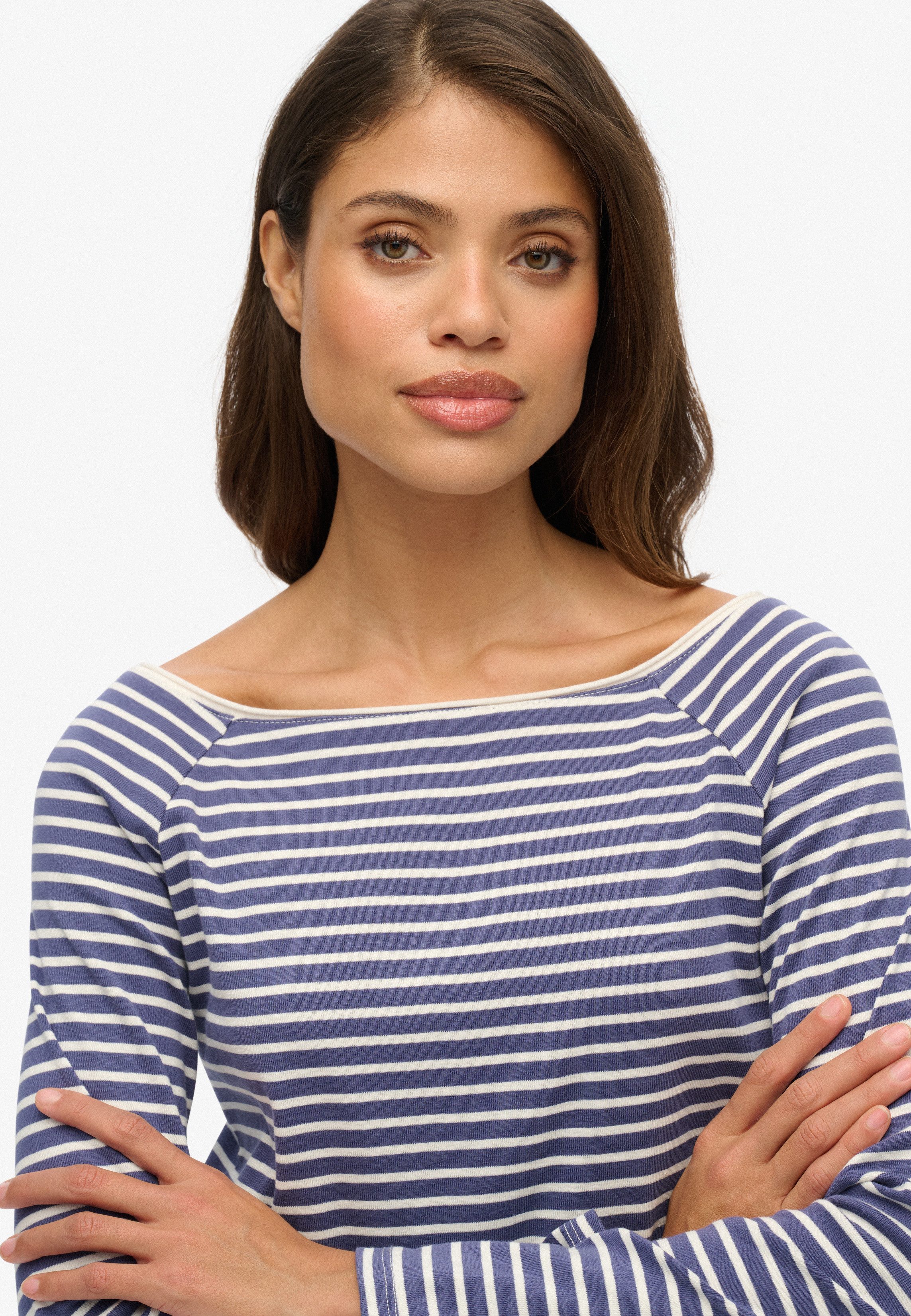 Superdry Langarmshirt BARDOT OFF SHOULDER TOP mit U-Boot Ausschnitt und Wellenkante am Bund