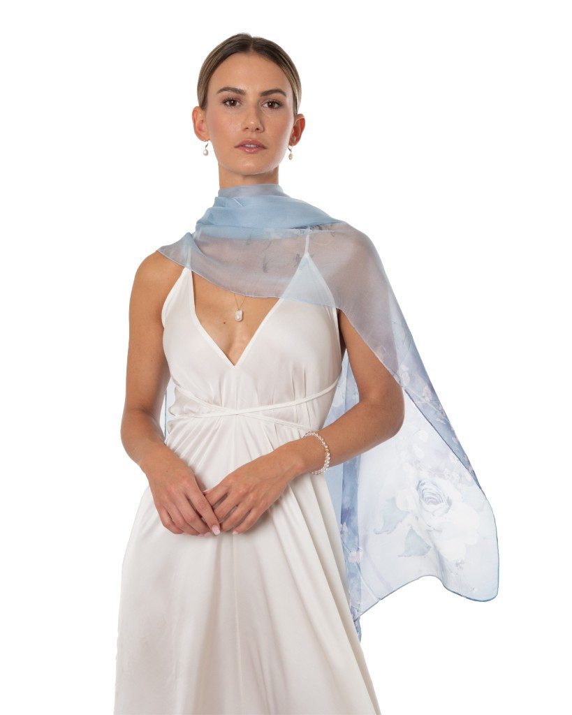 MayTree Seidenschal Seidenchiffon zarte Rose blau 70 x 180 cm, (Stück), Seidentuch 100% Seide, zart und durchsichtig
