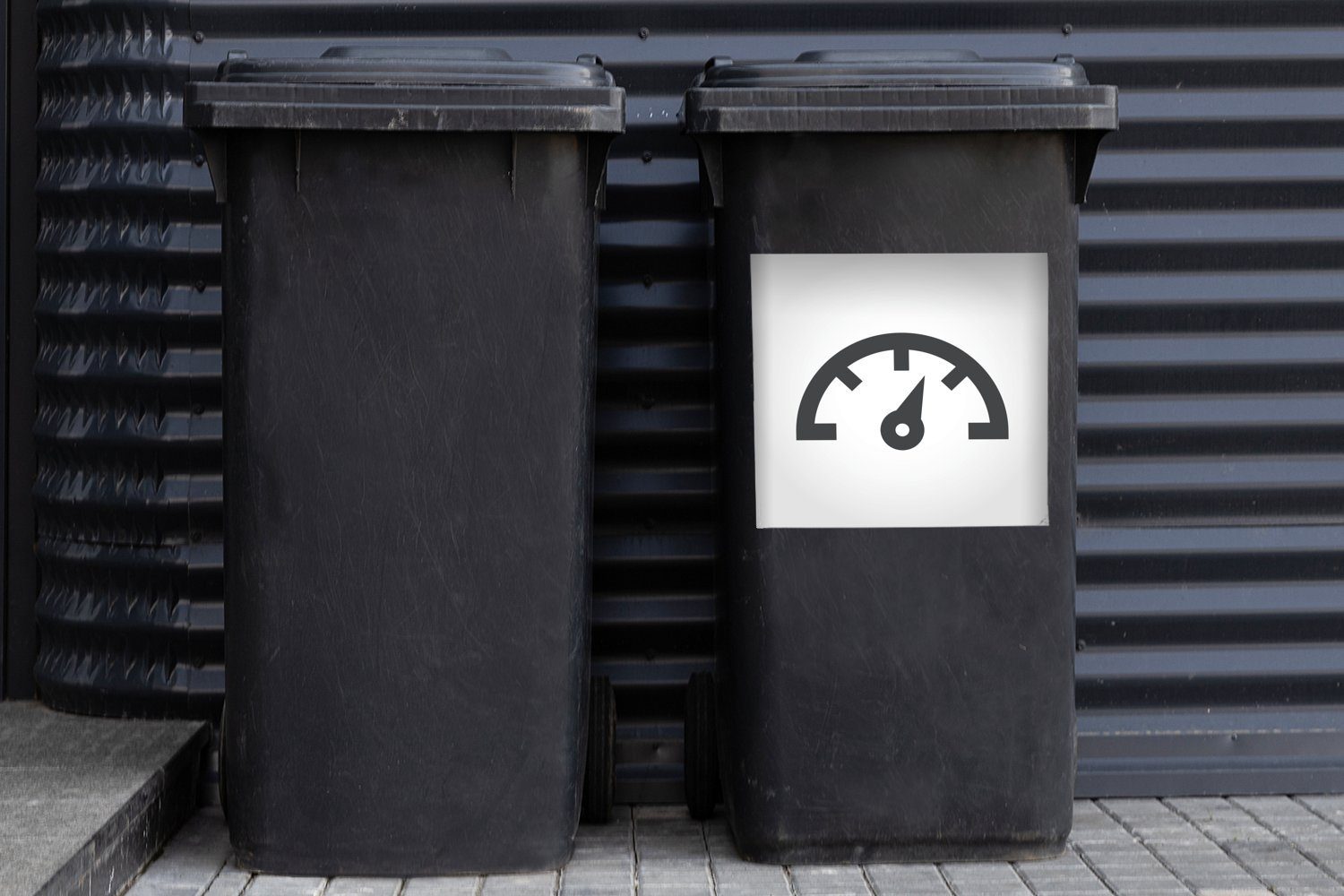 MuchoWow Wandsticker Schwarz-Weiß-Abbildung Mülltonne, (1 Sticker, Container, St), eines Abfalbehälter Armaturenbrett dem eines Piktogramms Mülleimer-aufkleber, auf