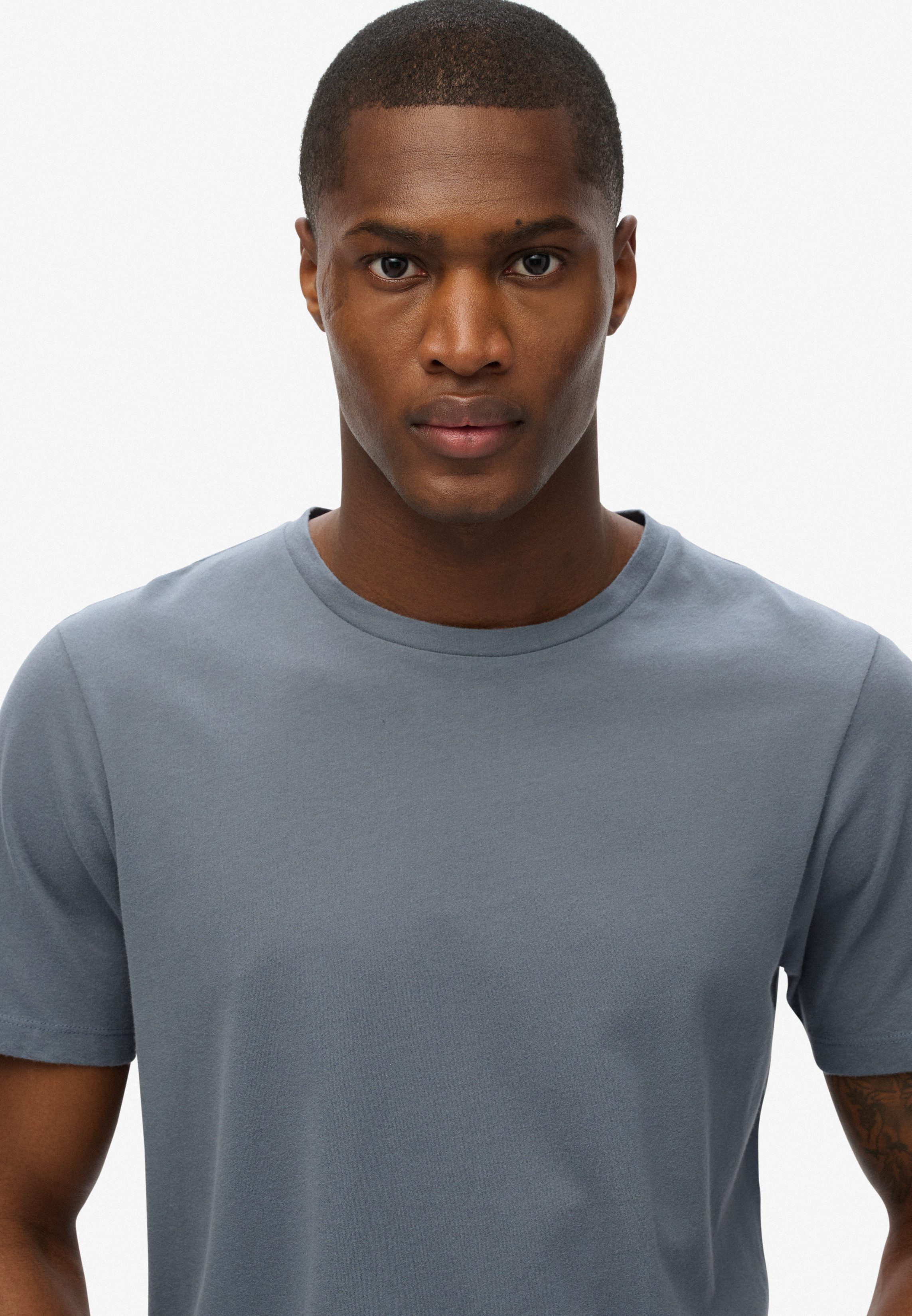 Superdry Rundhalsshirt CLASSIC ESSENTIAL TEE günstig online kaufen