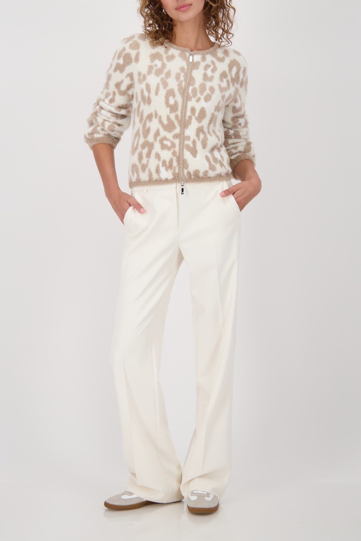 Monari Strickjacke Jacke Strickjacke Leojacq. Regular fit mit Leopardenmuster