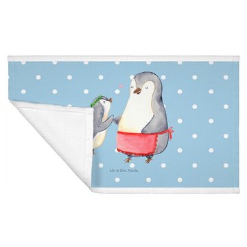 Mr. & Mrs. Panda Handtuch Pinguin mit Kind - Blau Pastell - Geschenk, Gästetuch, Sport Handtuch, (1-St), Allseitig umsäumt
