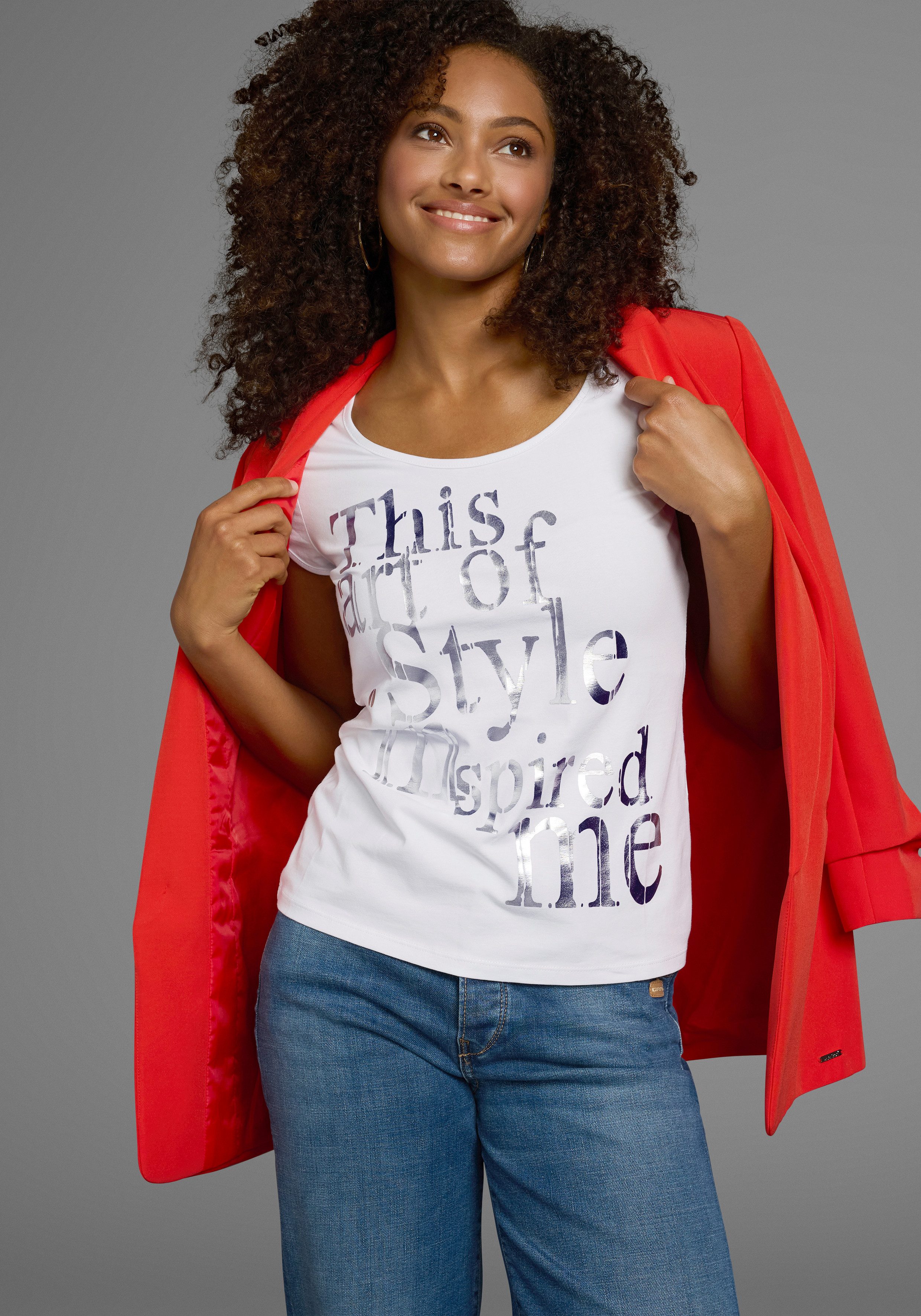 Laura Scott T-Shirt sehr figurbetont, mit frischem Print, Rundhals, für die günstig online kaufen