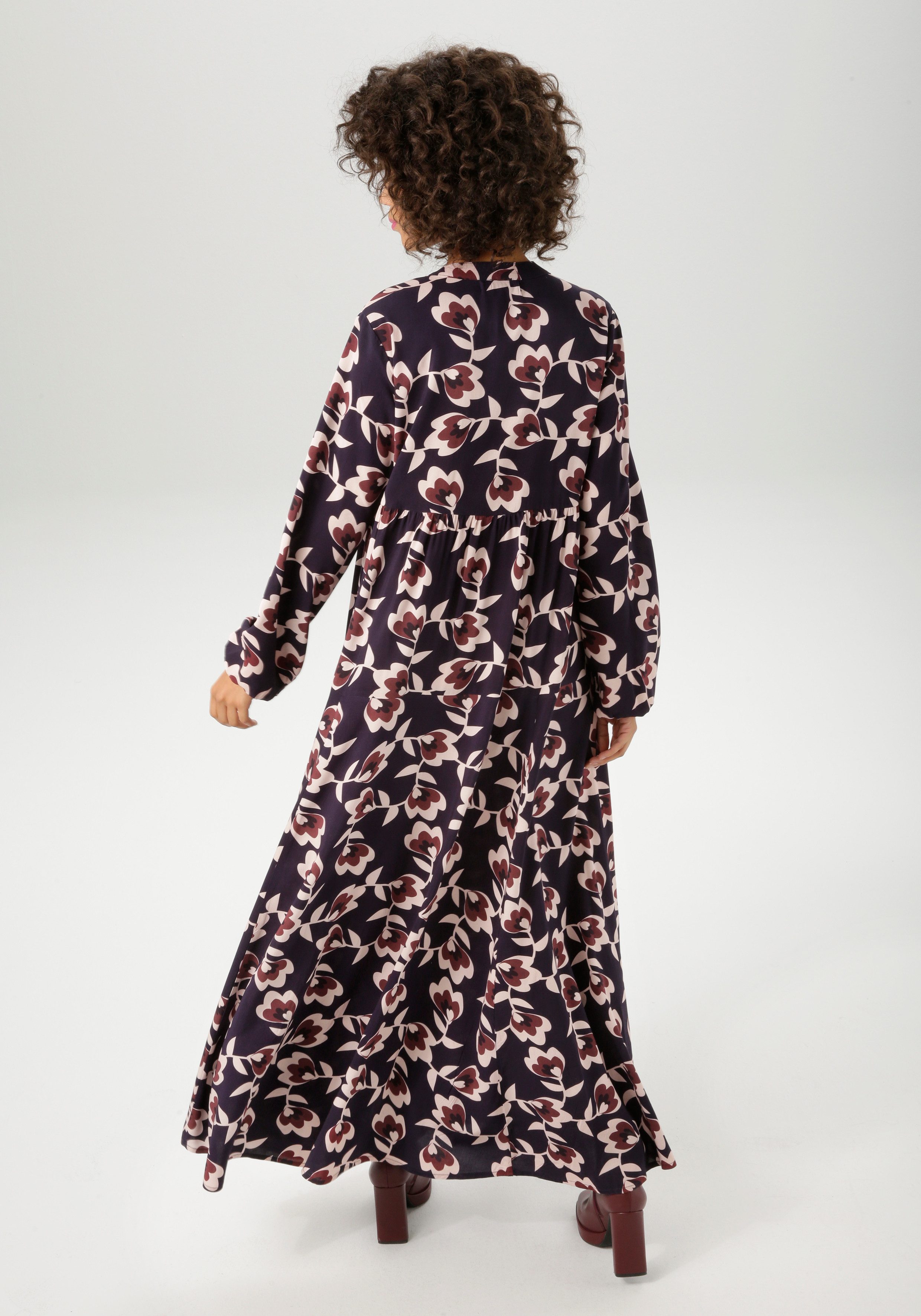 Aniston CASUAL Maxikleid mit grafischen Blumen bedruckt- jedes Teil ein Unikat