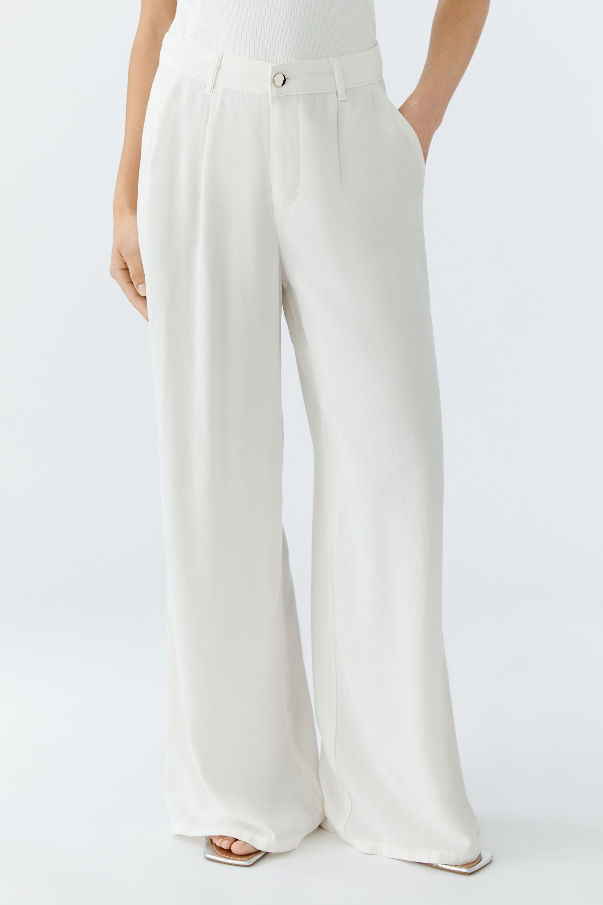 Oui Stoffhose Bundfaltenhose The Wide Leg günstig online kaufen