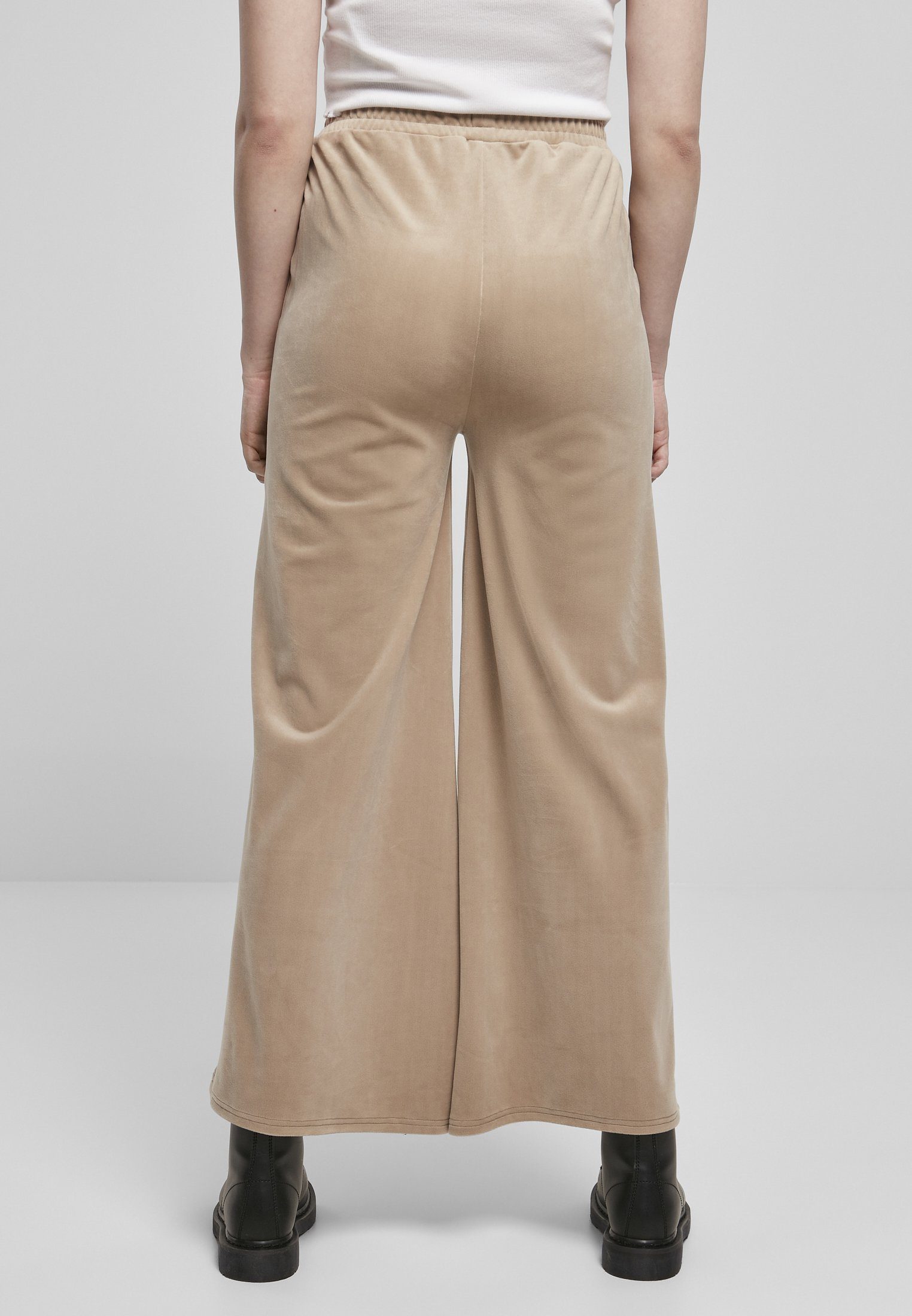 URBAN CLASSICS Stoffhose Damen Sweatpants Ladies softtaupe High Straight Waist (1-tlg) Velvet