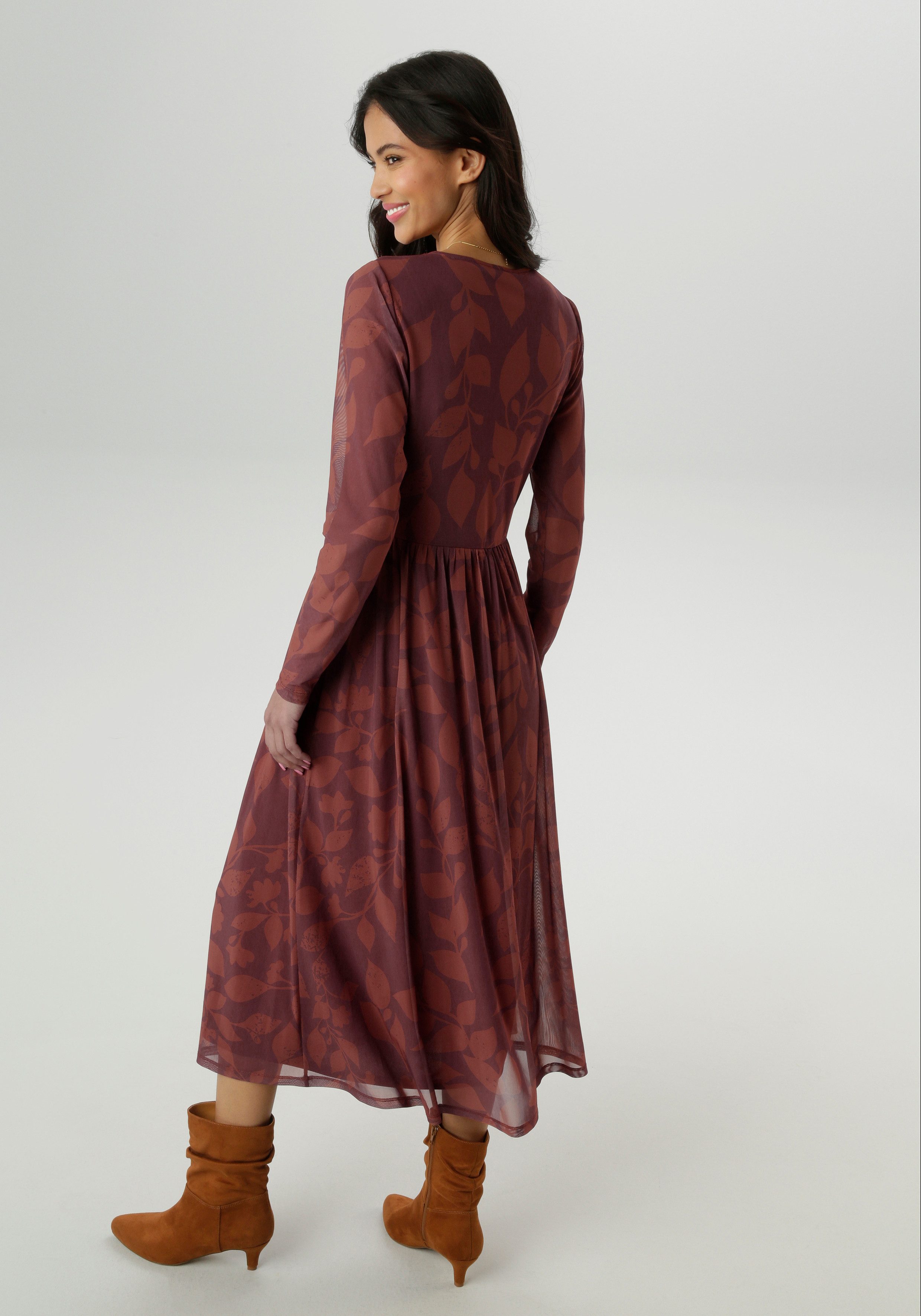 Aniston SELECTED Midikleid mit floraler, fantasievoller Blättermuster