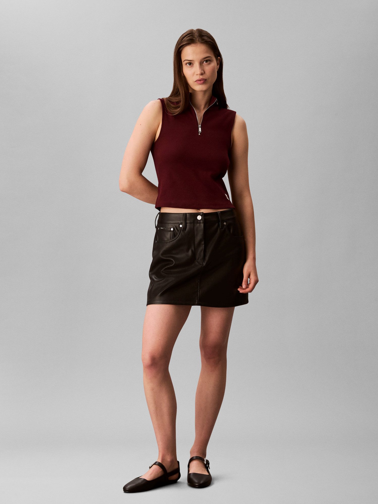 Calvin Klein Jeans Tanktop A- WOVEN LABEL SL QZ TOP Mit Rundhalsausschnitt – Bild 5 von 5