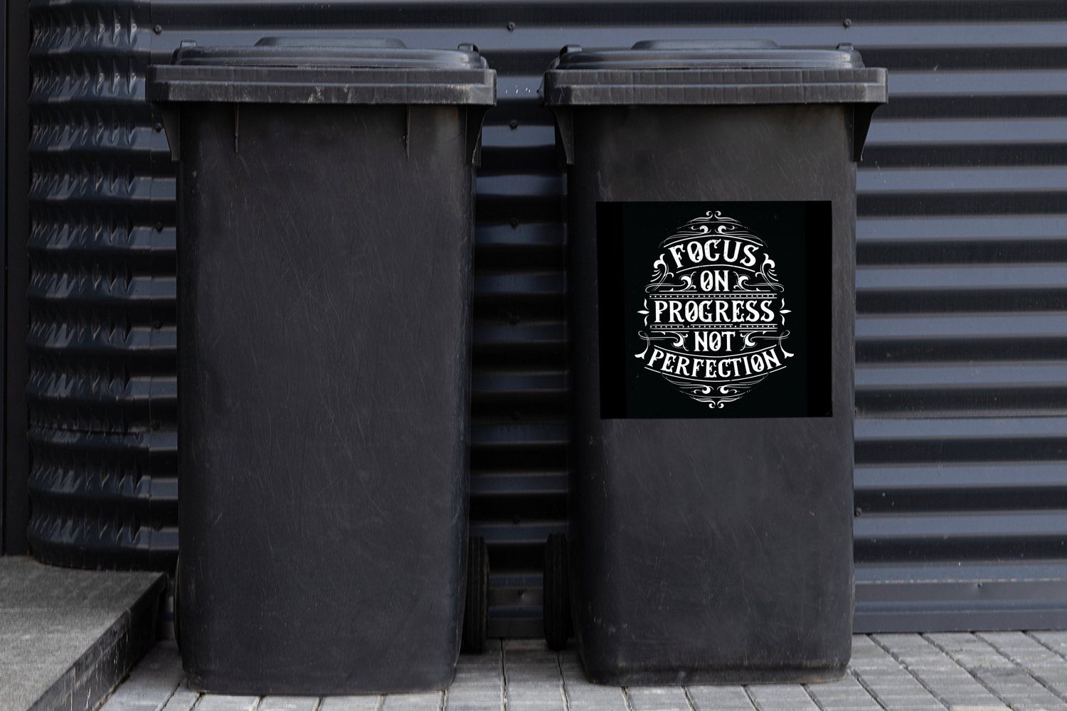 MuchoWow Wandsticker Motivation - Briefe Retro Mülltonne, Mülleimer-aufkleber, Container, Abfalbehälter (1 Sticker, St), 