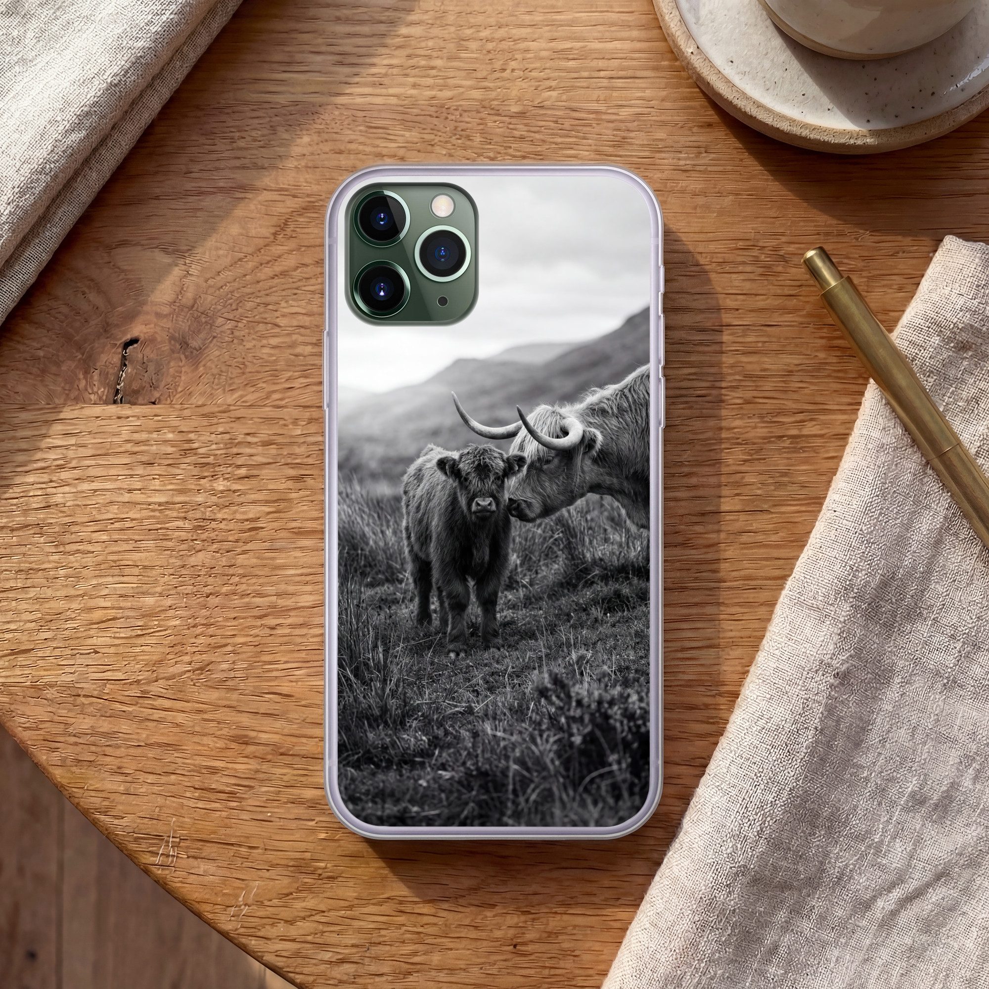 MuchoWow Handyhülle für Apple iPhone 11 Pro Schottischer Highlander - Kalb - Schwarz - Wei, Smartphone-Bumper, Print, Handy Schutzhülle Dünn