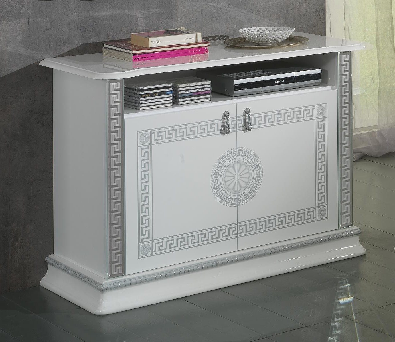 Xlmoebel TV-Schrank Klassischer Unterschrank für Fernseher und Mediengeräte Made in Europa