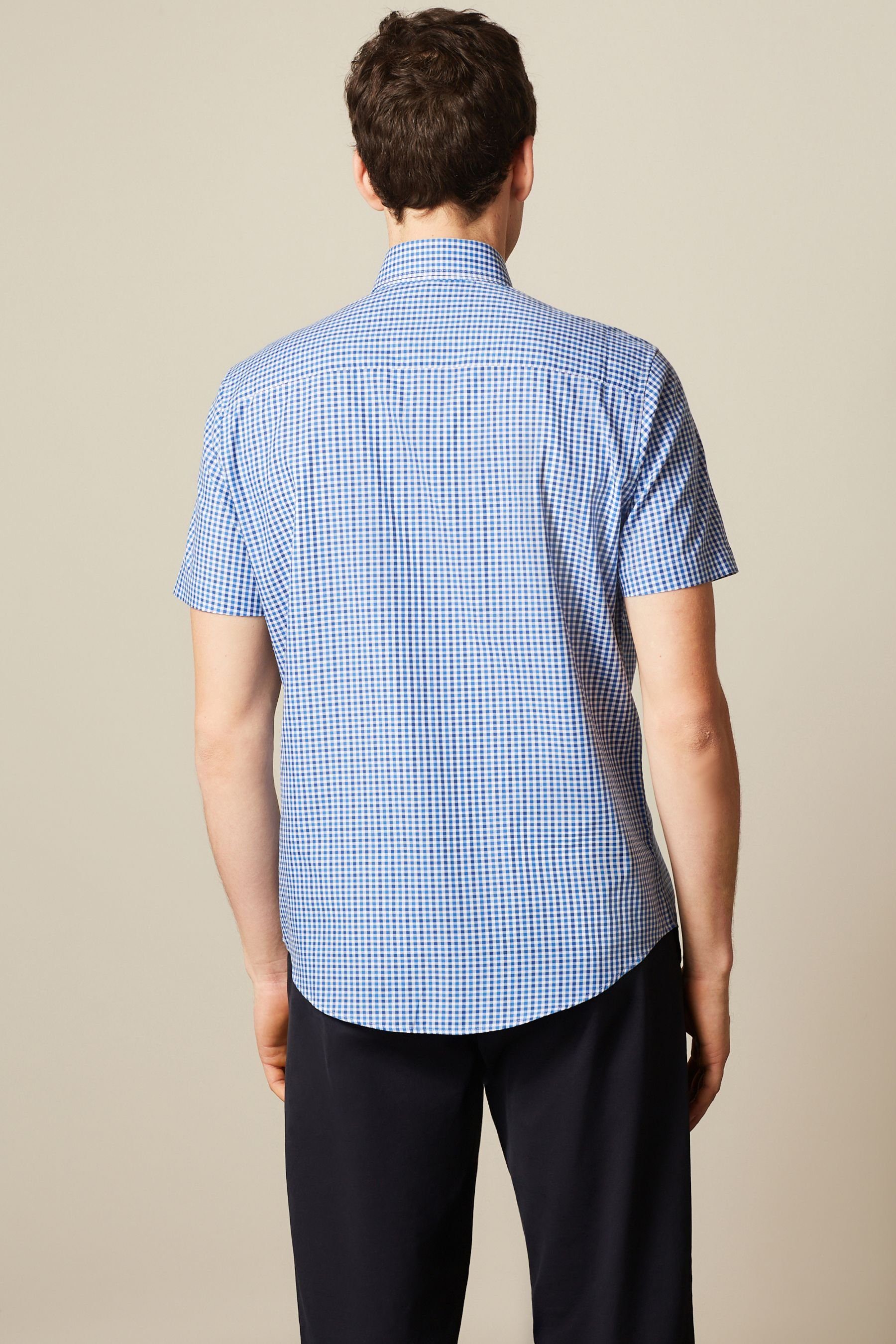 Next Kurzarmhemd Bügelleichtes Regular Fit (1-tlg) Check Blue Gingham Kurzarm-Oxfordhemd