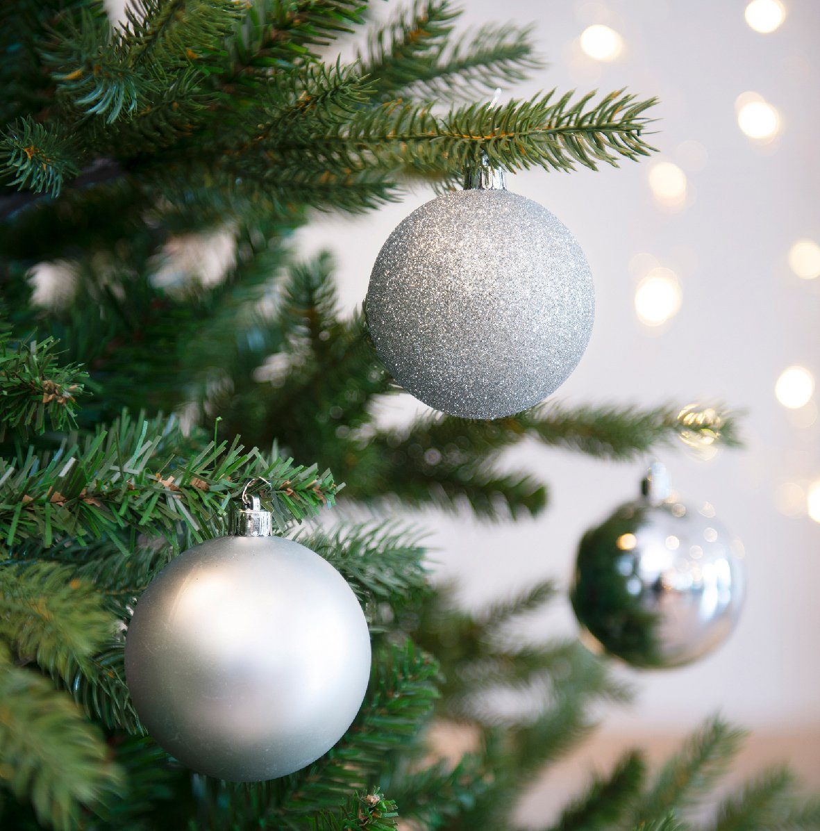 Kunststoff Weihnachtsbaumkugel, 34er 8cm decorations season Silber Decoris Weihnachtskugeln - Set