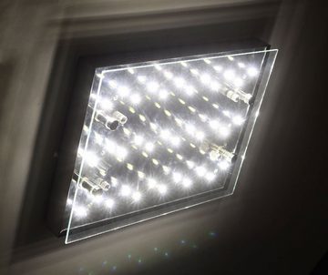 Lewima LED Deckenleuchte Boomer, aus Glas und polierten Edelstahl flach 25x35cmx6cm 18W, Warmweiß, Silber, auch für Bad Zone 3