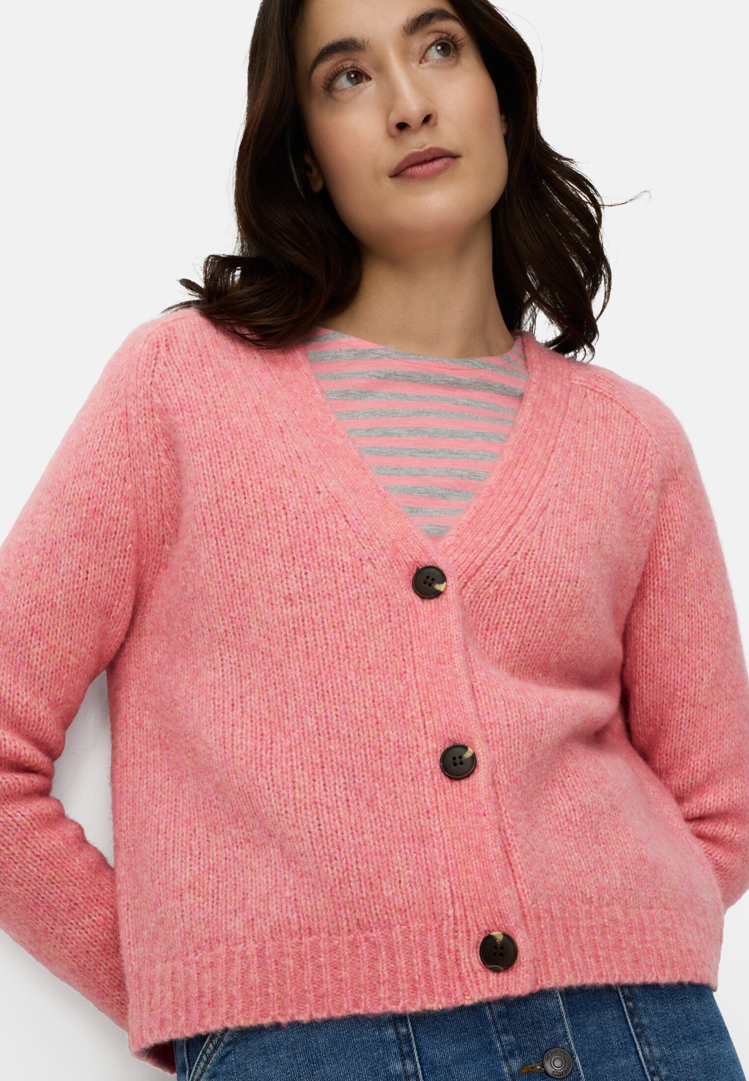 camel active Cardigan mit Raglanärmeln und Knopfverschluss Langarm Markenlabel