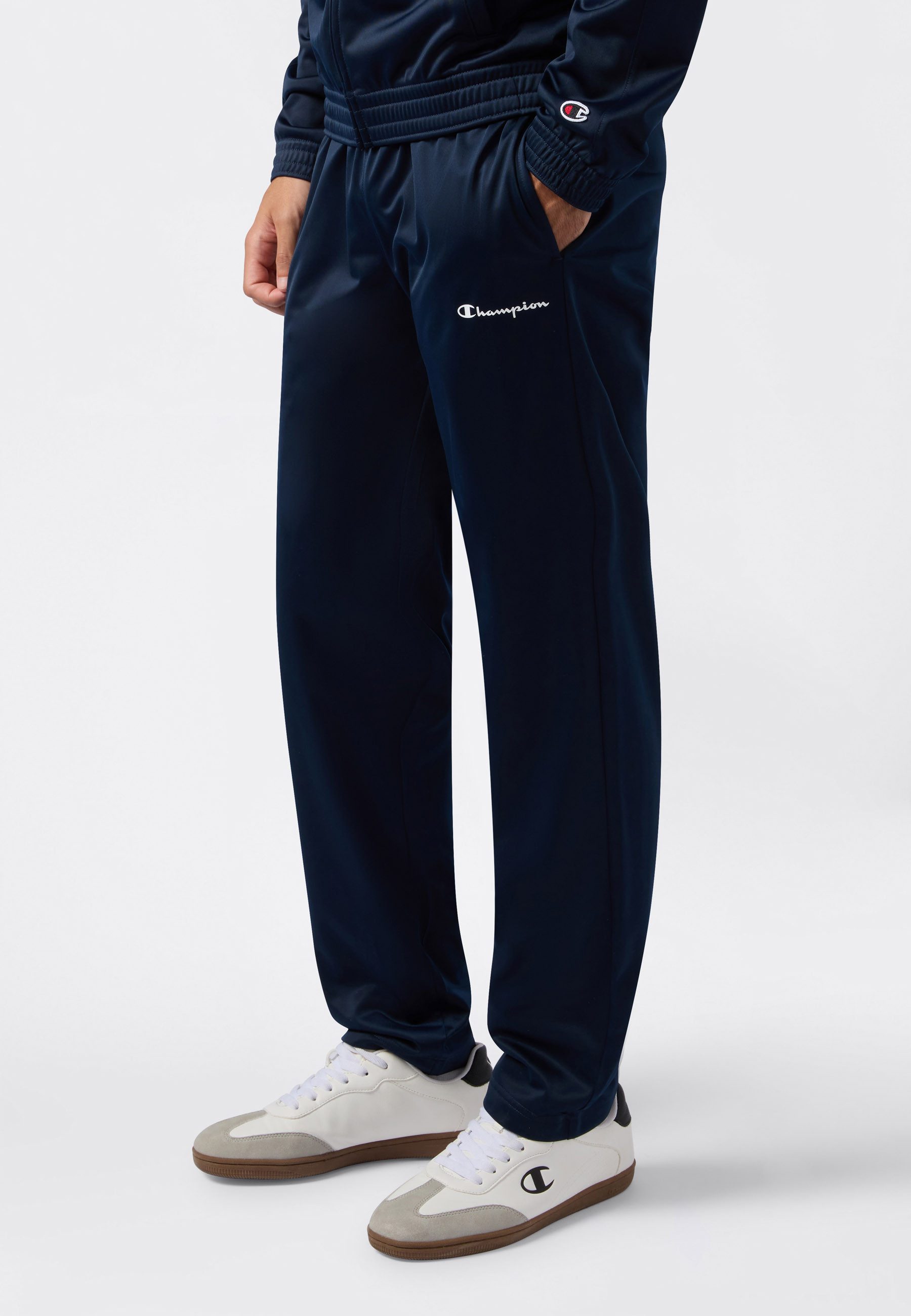 Champion Trainingsanzug Tracksuit Small Logo (2-tlg), zweiteiliges Set, mit Reißverschlusstaschen, aus Polyester
