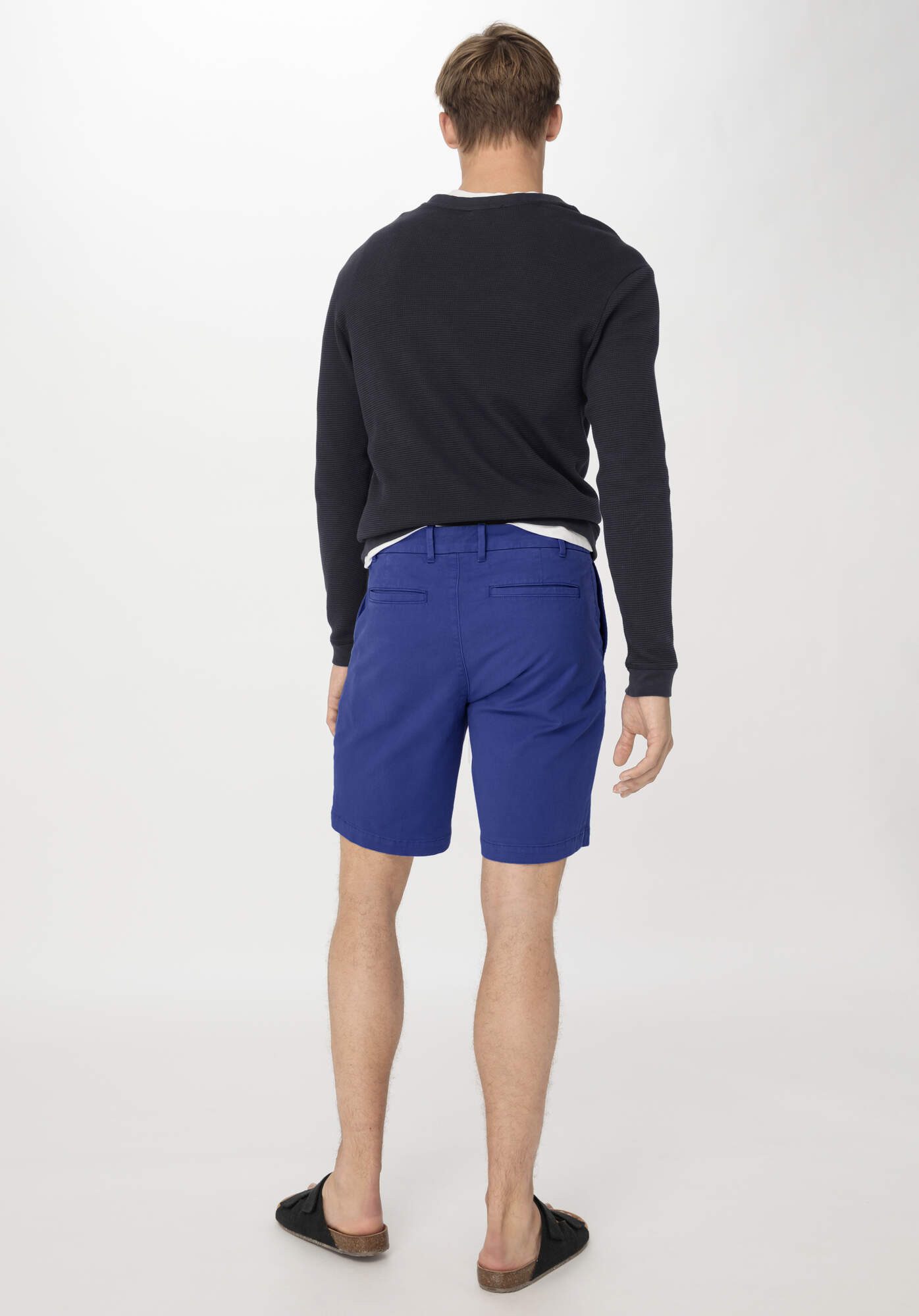 Hessnatur Chinoshorts LENN Regular aus Bio-Baumwolle (1-tlg)