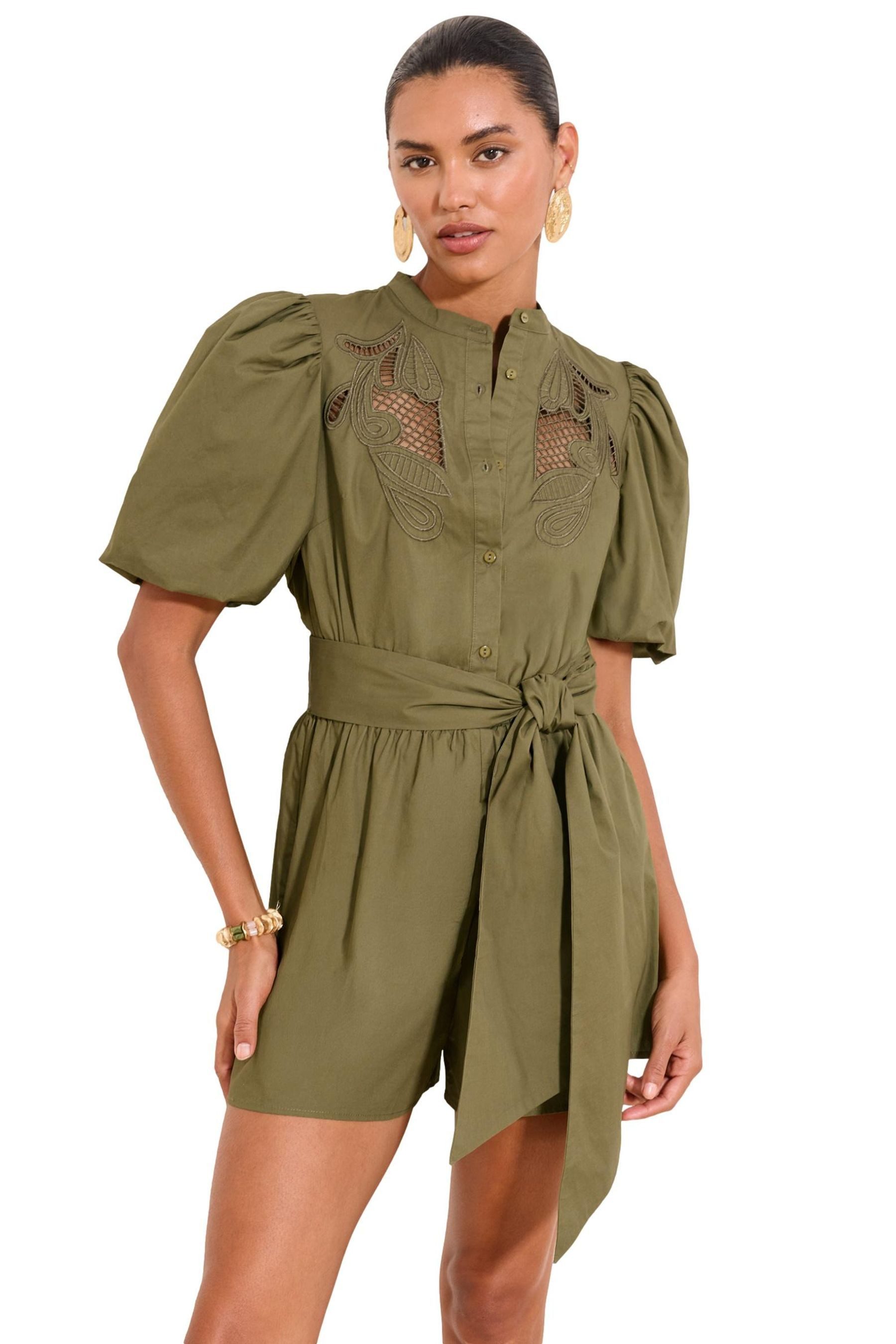 LIPSY Playsuit Lipsy Overall Puffärmel, Gürtel und Knopfleiste (1-tlg)