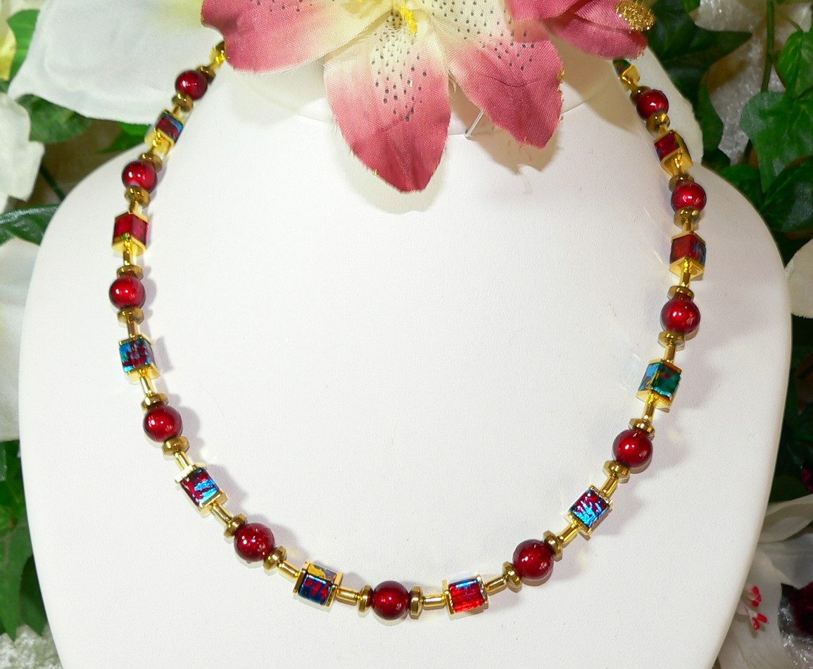 traumschmuck Collier 495 Collier Halskette Würfel Perlen Glas Hämatit (Valentinstag, Muttertag, Geburtstag), handgefertigt in Deutschland