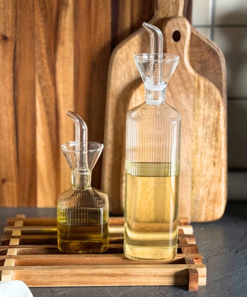 Zoha Ölspender Stripe Ölspender Glas - Riffel Design, (4-tlg), Borosilikatglas