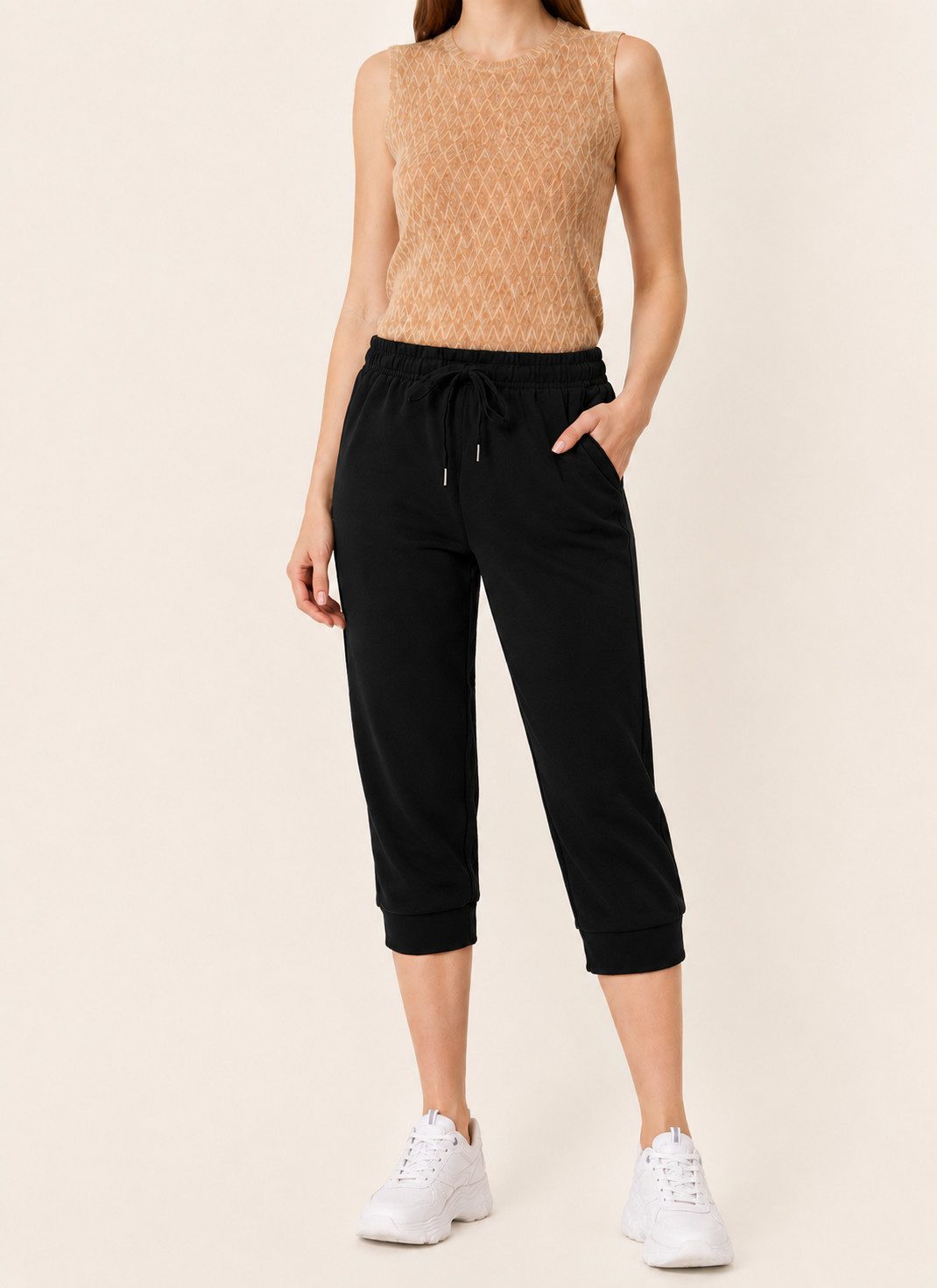 R-CAMP Caprihose Jogginghose Damen kurze Hose 3/4 kurze Sporthose (1-tlg., Freizeithosen für Frauen) Baumwolle, Atmungsaktiv, Elastisch