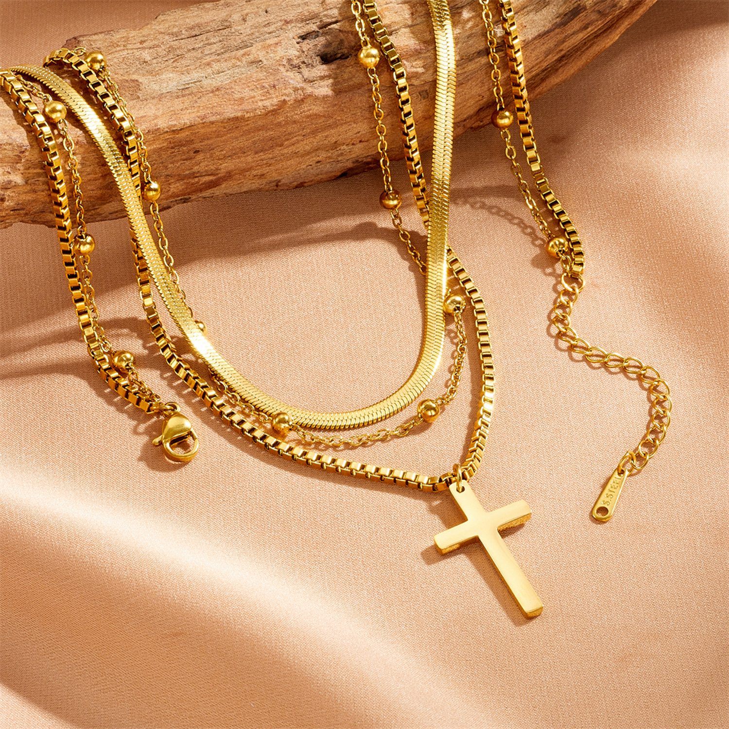 KARMA Kette mit Anhänger Layering Halskette Damen Kreuz Gold 3 lagig (wasserfest hypoallergen rostfrei, 1-tlg., Layering-Kette Geschenk für Sie), Edelstahl Damenkette Damenschmuck