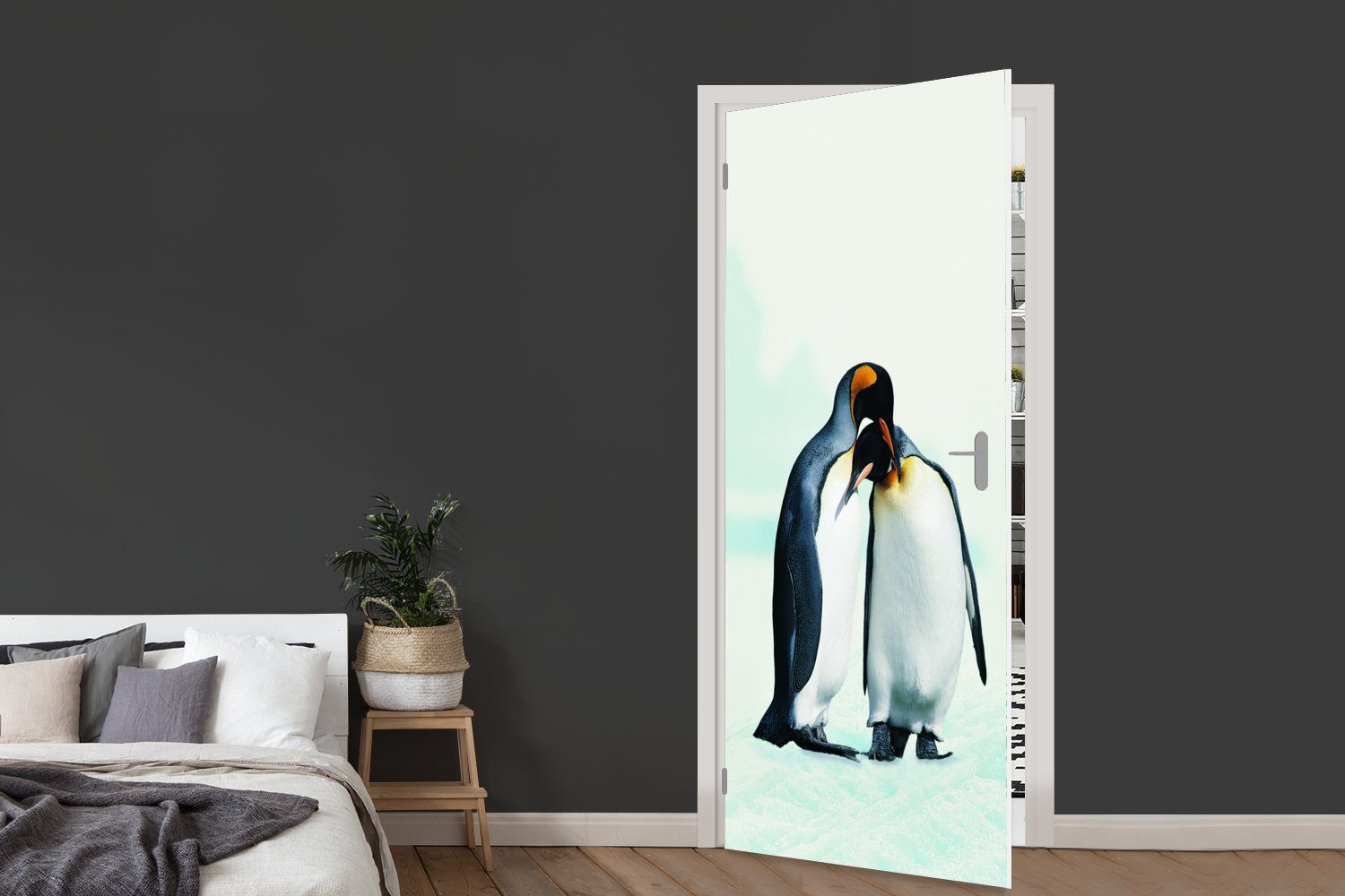 Tür, cm für Türaufkleber, MuchoWow Pinguine - 75x205 Fototapete bedruckt, St), Matt, Familie, - (1 Türtapete Schnee