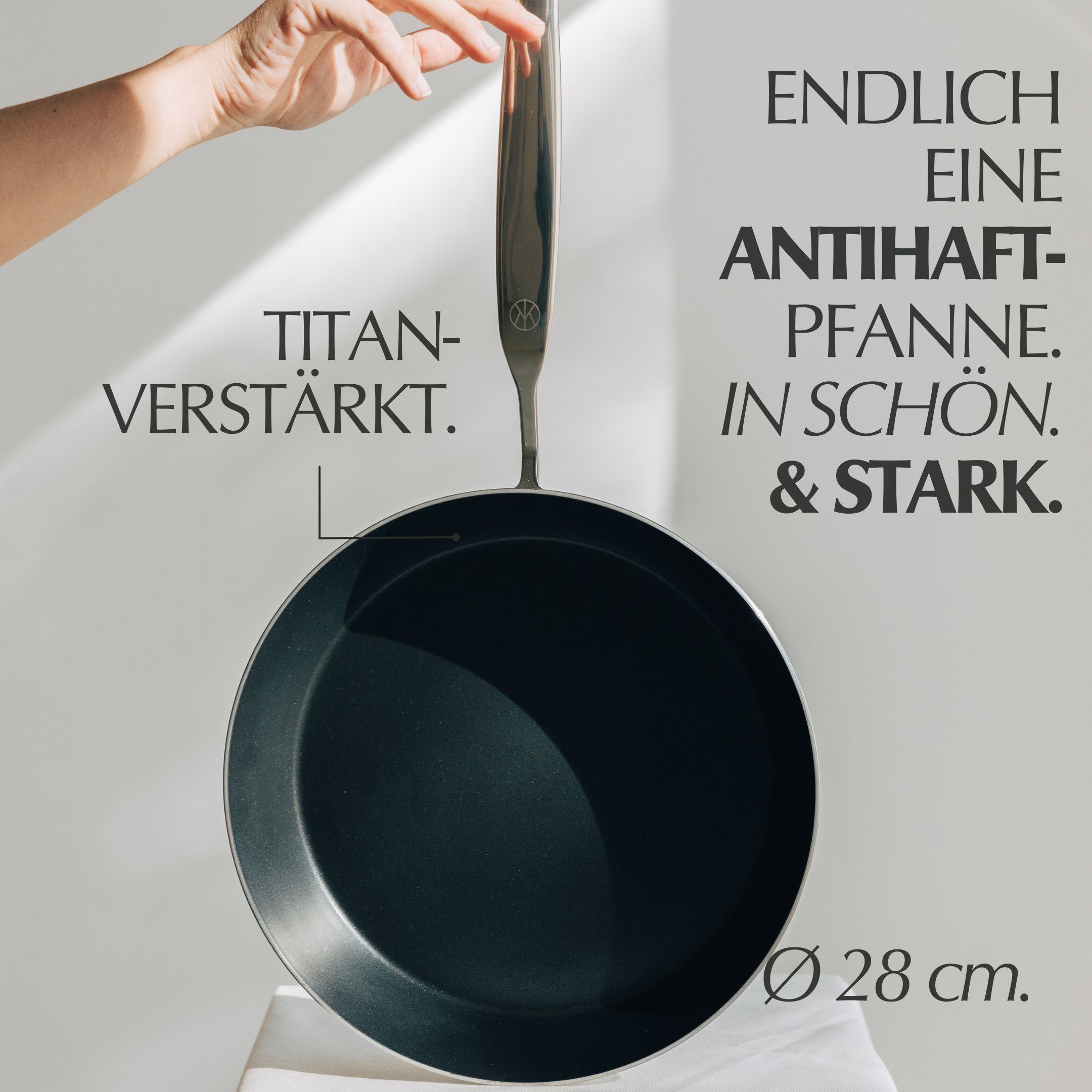 28 cm NAKOA Bratpfanne Induktion, Spülmaschinensicher Titanverstärkter für Antihaftbeschichtung mit Pfanne