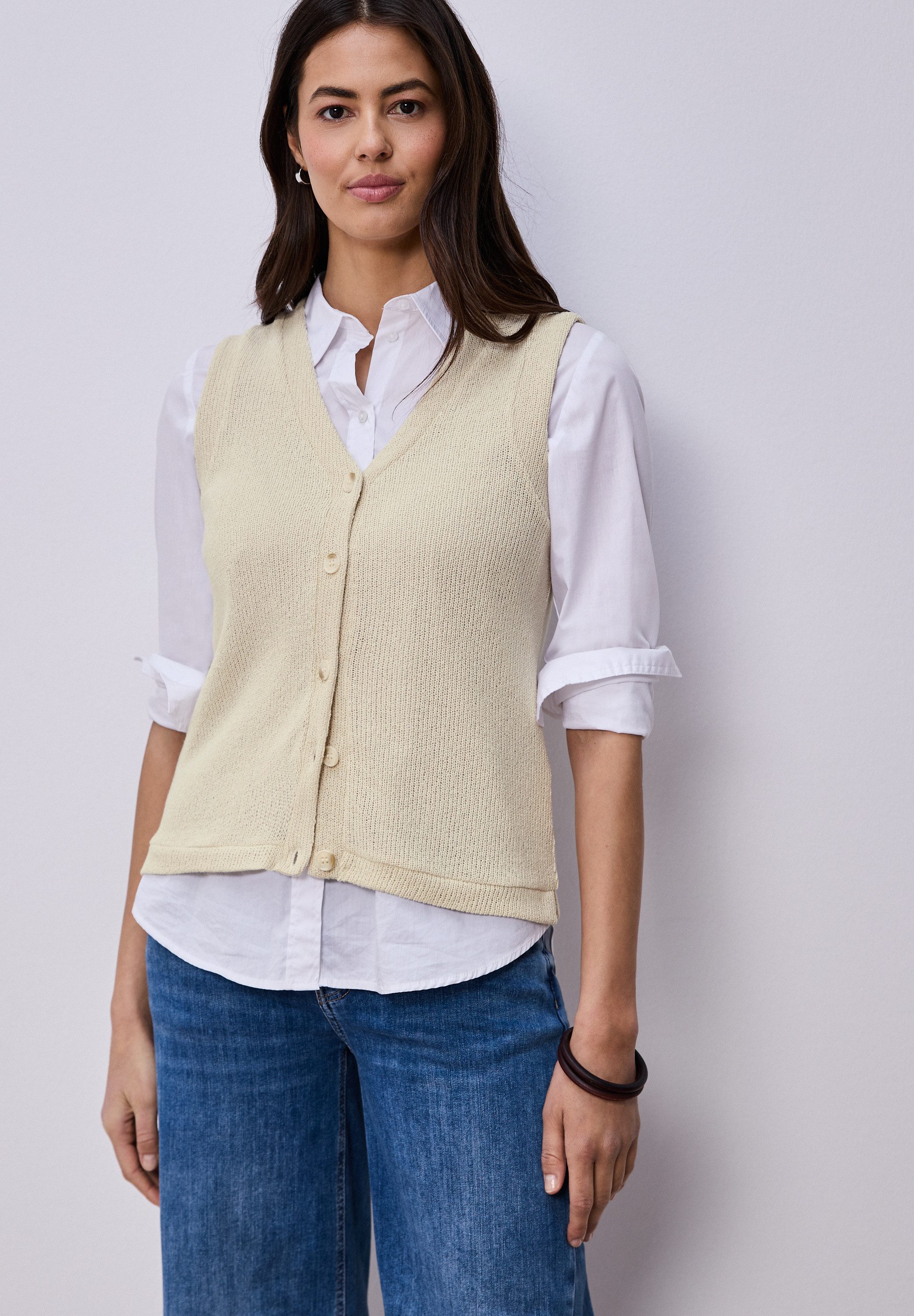 STREET ONE Strickweste mit V-Neck im Strick-Look