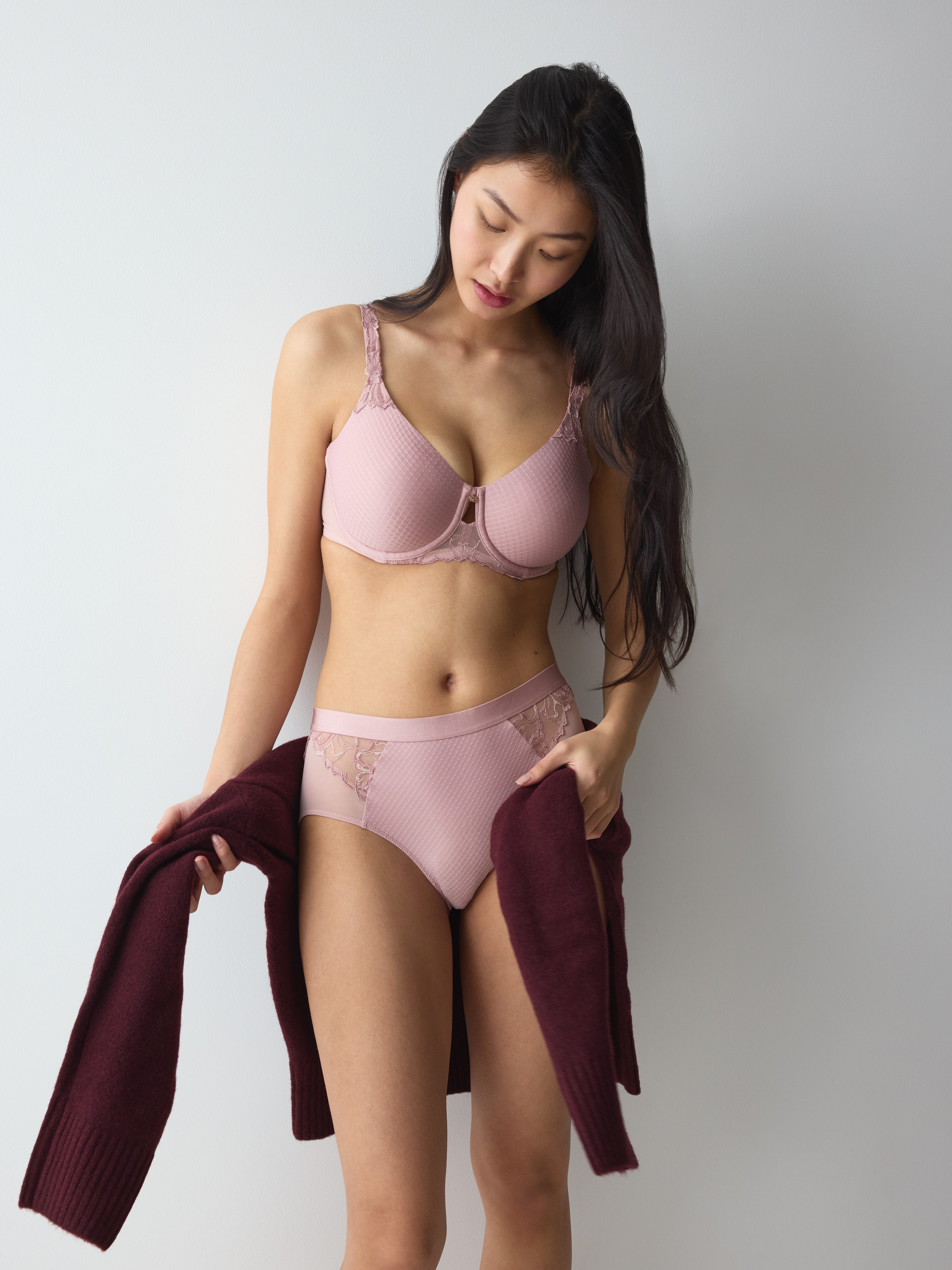 Triumph Bügel-BH Wild Azalea Florale W01 verkleinert die Brust optisch um eine Cup-Größe