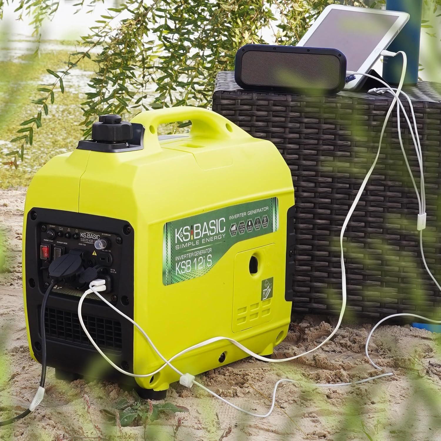 Könner & Söhnen KSB 12i S generator, 1.20 kW (ultra-lightweight inverter generator, parallel connection possible, 1-piece, 1.2 kW, 62 dB(A), ECO mode for up to 50% fuel savings), pure sine wave, 2x USB, 11.5 kg, carrying handle, EURO 5