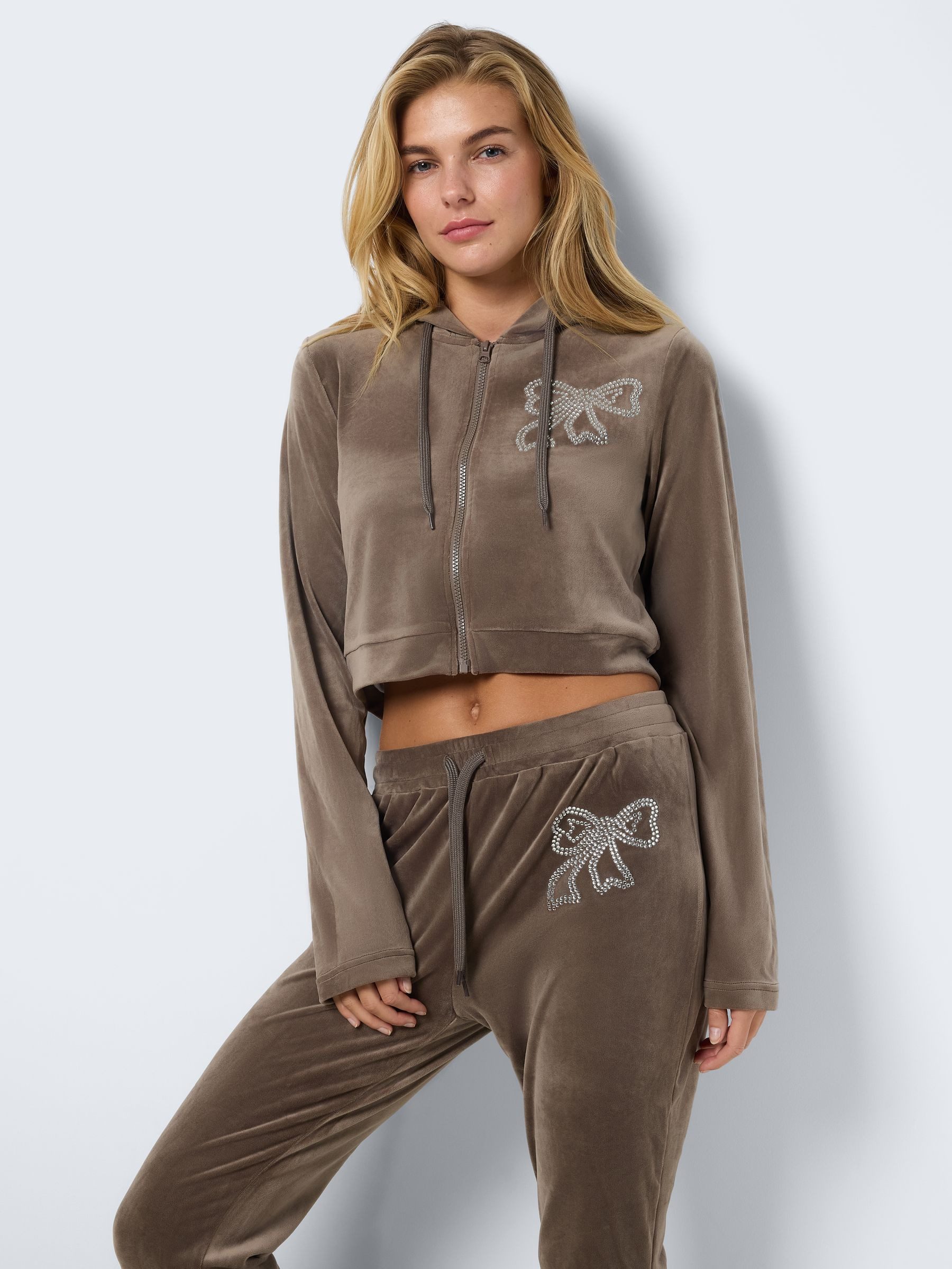 Noisy may Cardigan Strickjacke Velours Kapuze günstig online kaufen