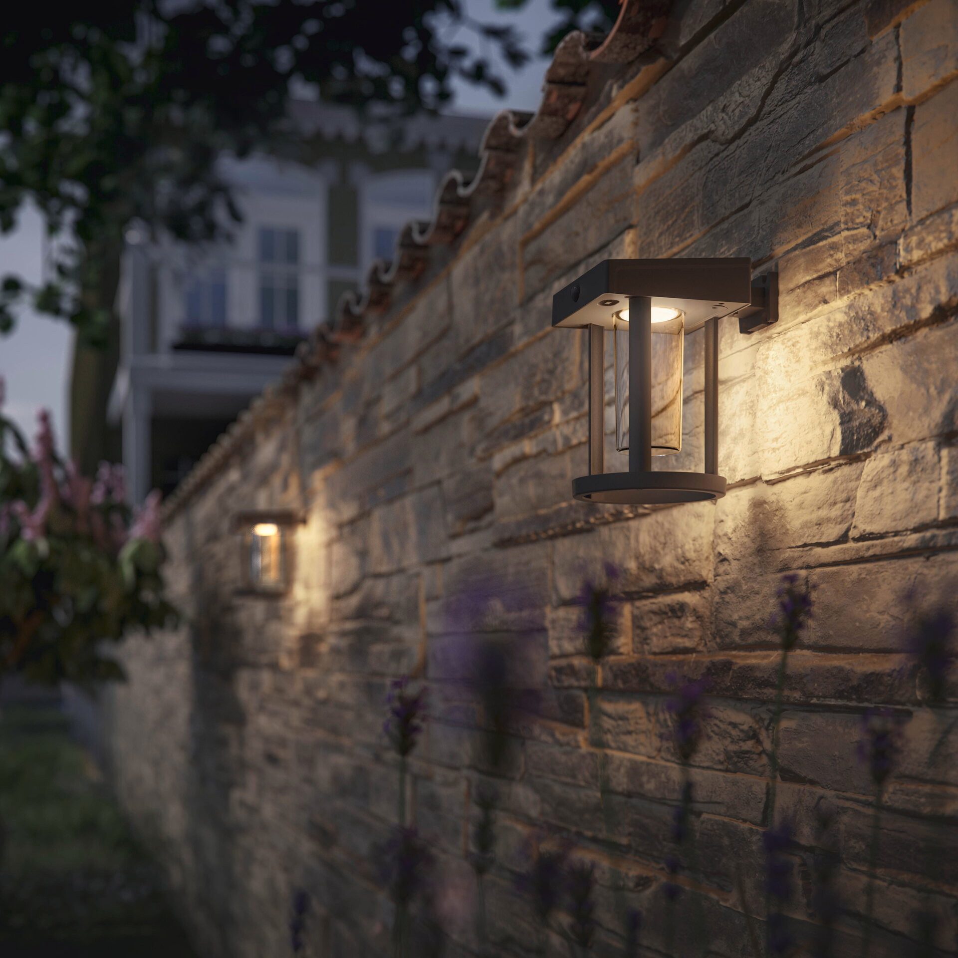 Philips Hue LED Außen-Wandleuchte Outdoor A-Label Solar Camill Wandleuchte rund, LED fest integriert, Warmweiß