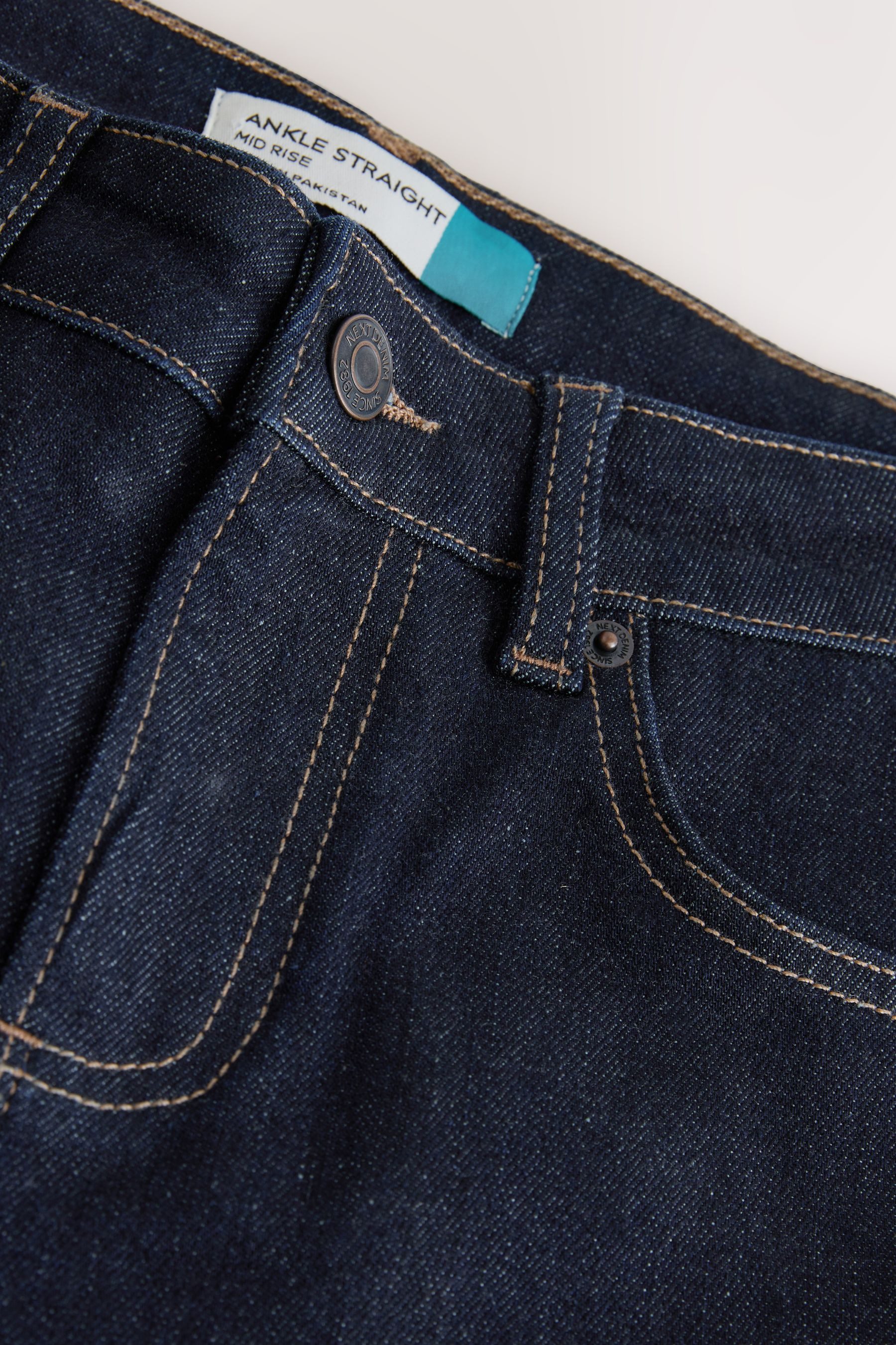 Next Caprijeans Knöchellange Straight Fit Jeans, Kurzgröße (1-tlg)