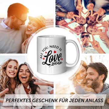 GRAVURZEILE Tasse mit Spruch - All you need is love - Geschenk für Paare, Keramik, Farbe: Weiß