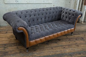 JVmoebel Chesterfield-Sofa Klassische Chesterfield Textil Couch Sofa Sitz Polster Stoff, Die Rückenlehne mit Knöpfen.