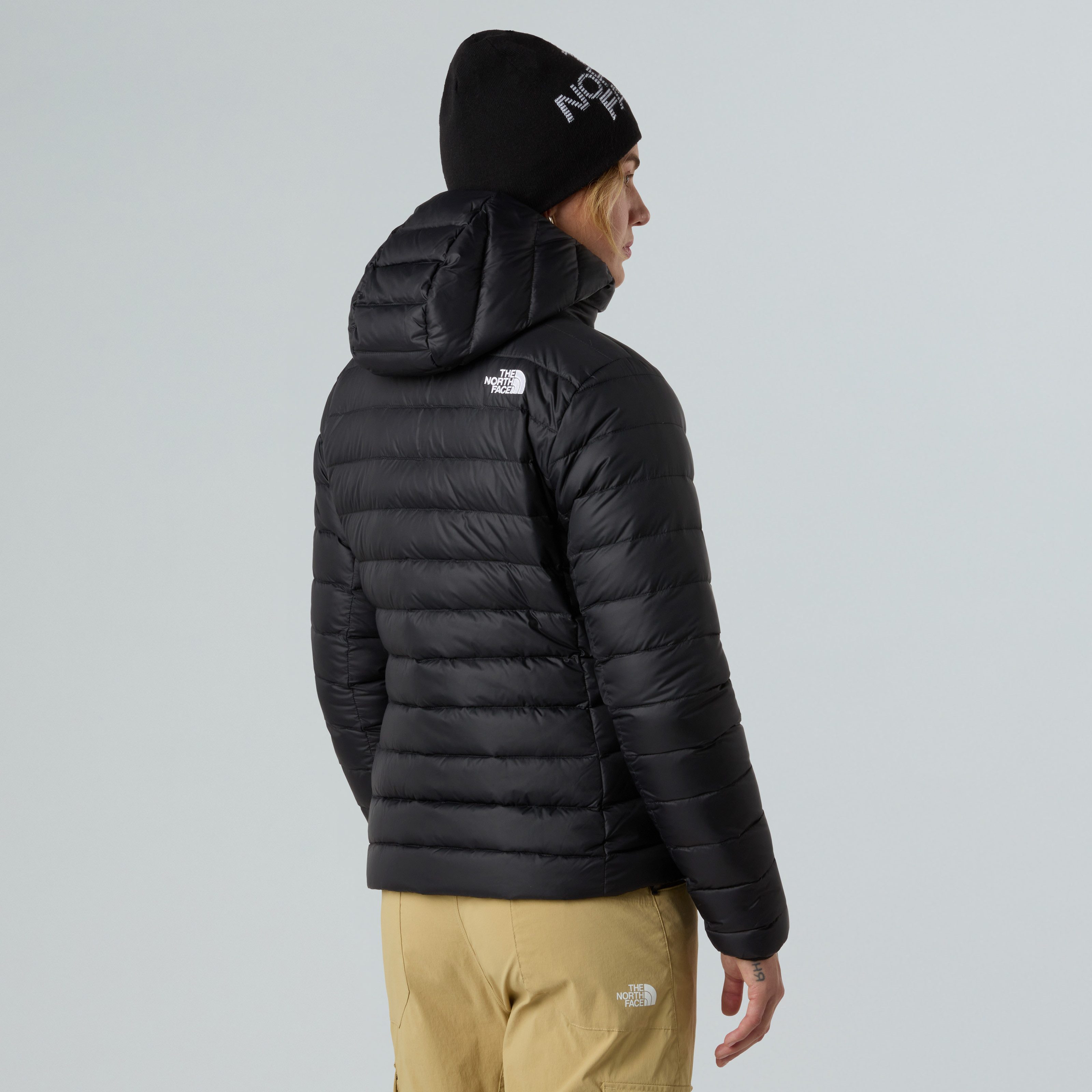 The North Face Daunenjacke W CLASSIC DOWN HOODED JACKET mit 700er-Daunenfüllung, sportlicher Stil, mit verstellbarer Kapuze – Bild 3 von 5