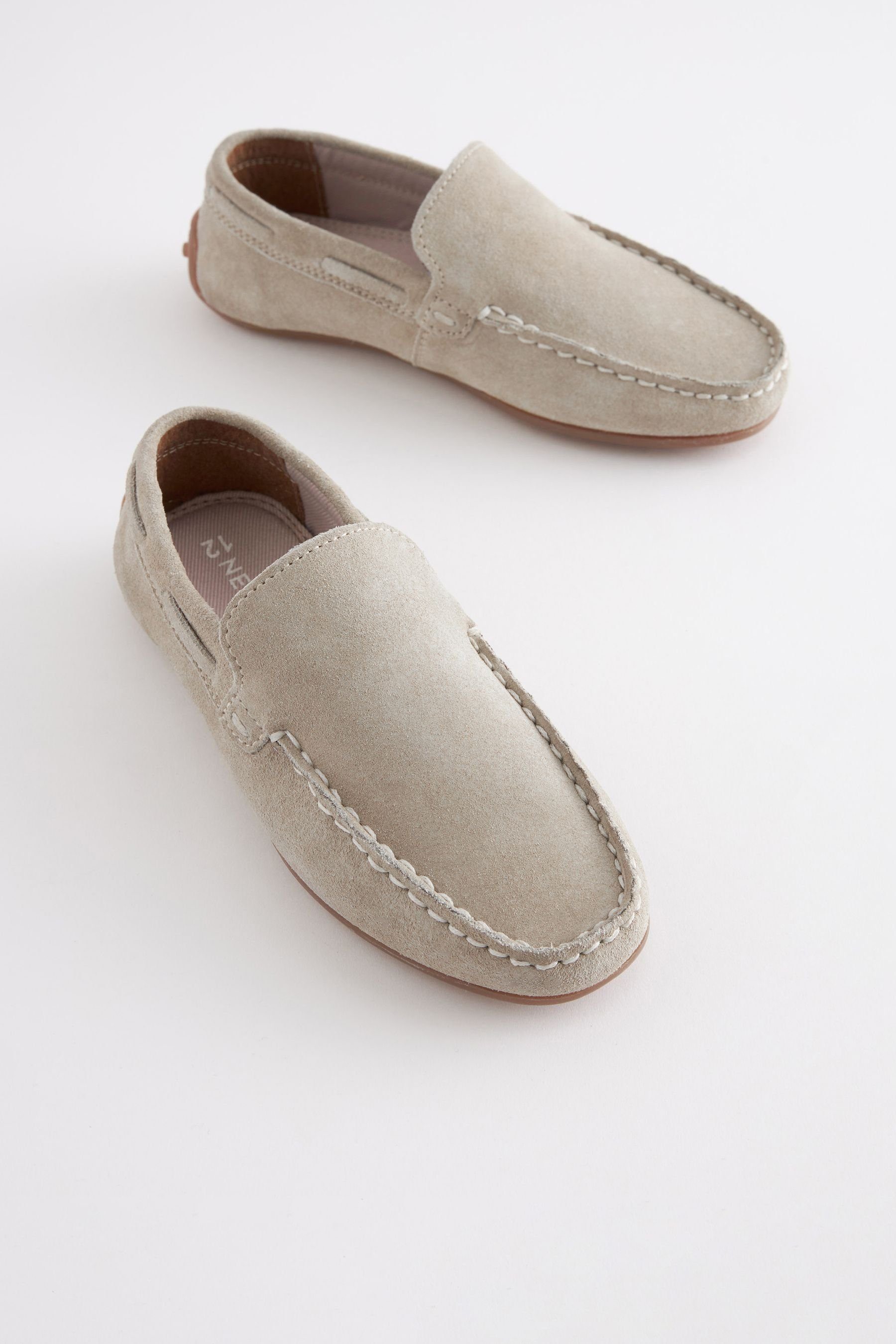 Next Veloursleder-Loafers Loafer (1-tlg)