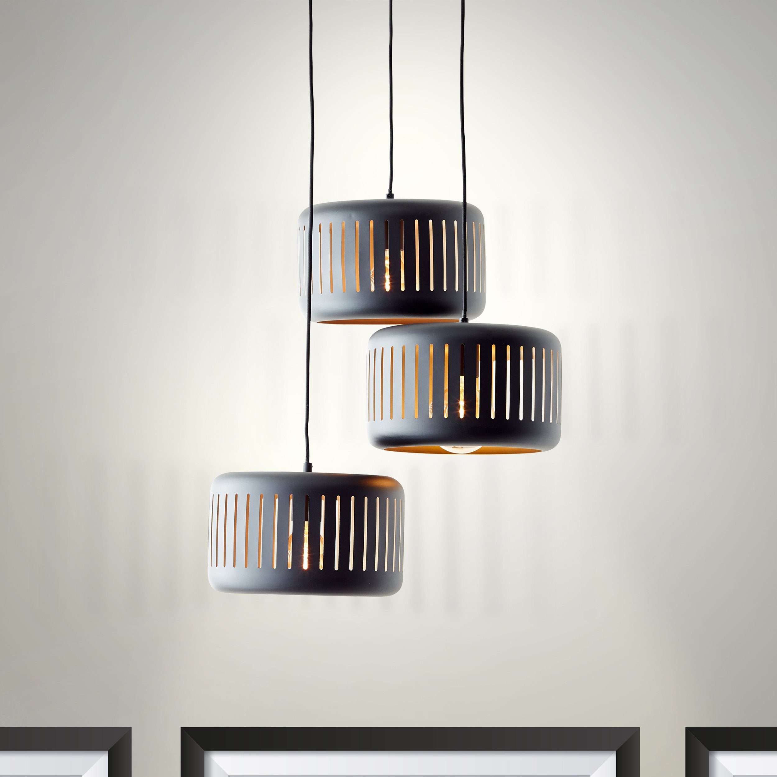 Brilliant Pendelleuchte Tyas, ohne Leuchtmittel, 120 x 52 cm, 3 x E27, kürzbar, Metall, schwarz/goldfarben