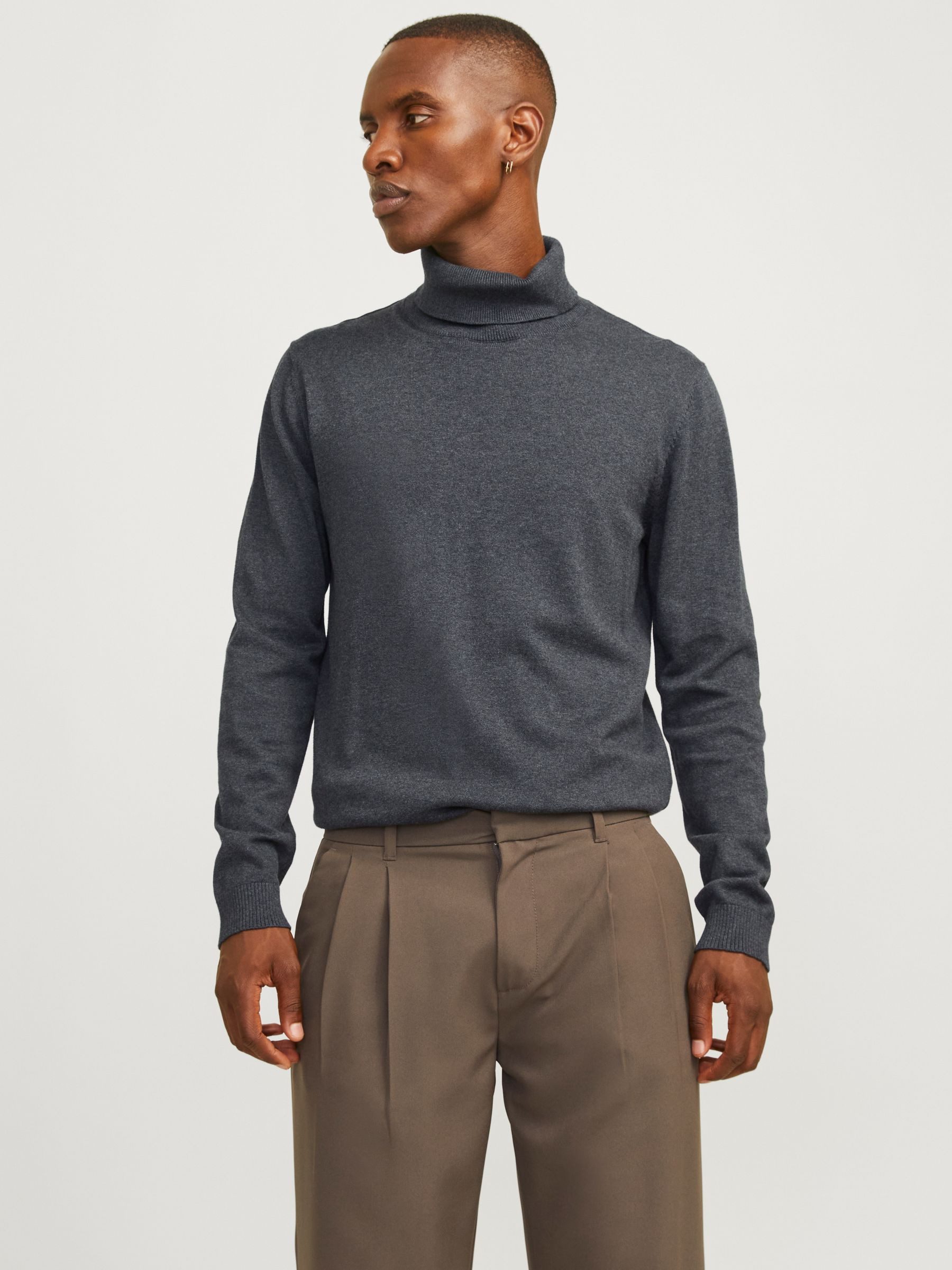 Jack & Jones Strickpullover Mit minimalistischem Design und elastischem Bun günstig online kaufen