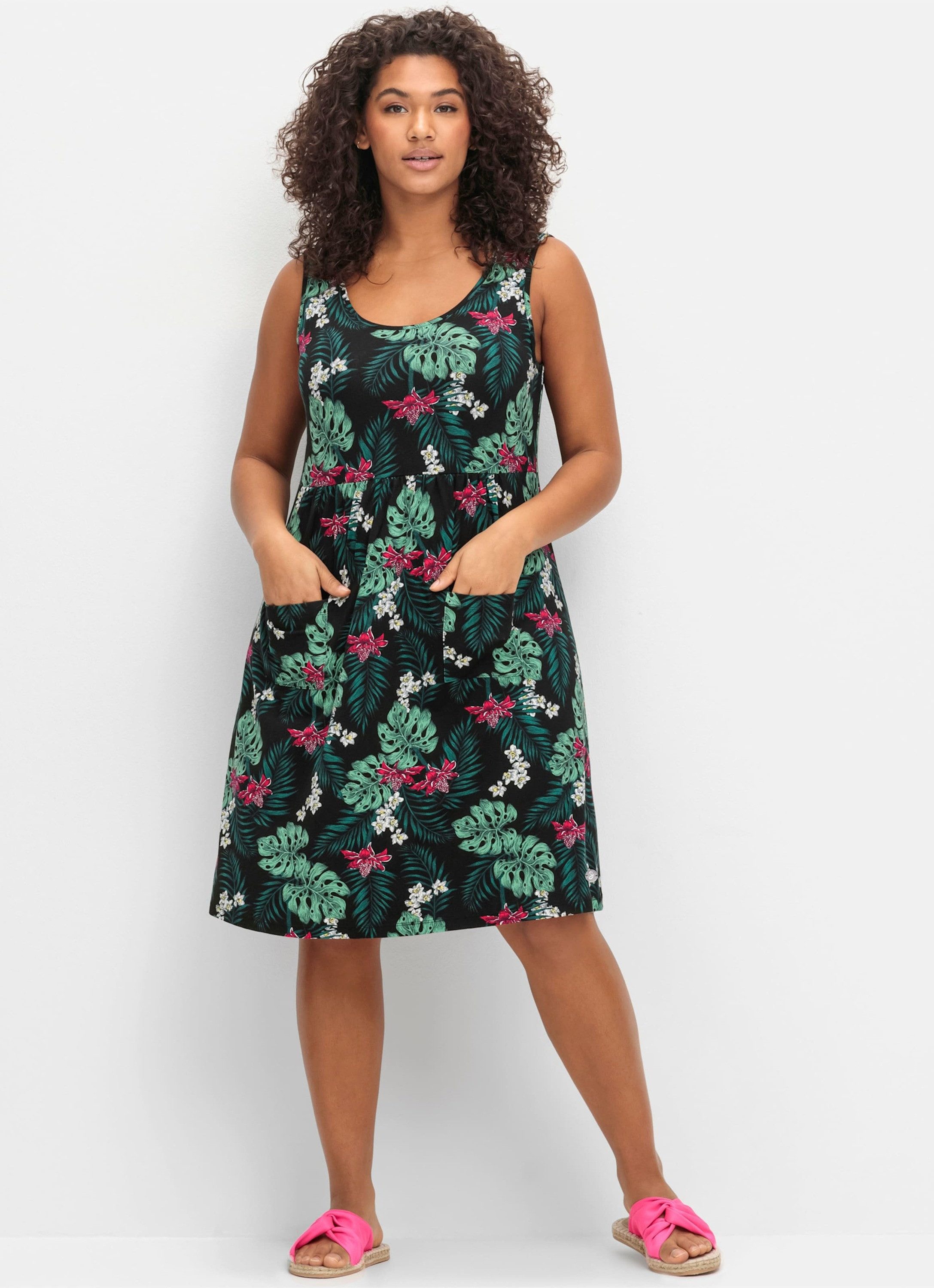 Sheego Etuikleid Sommerkleid Ärmellos in leicht ausgestellter Form günstig online kaufen