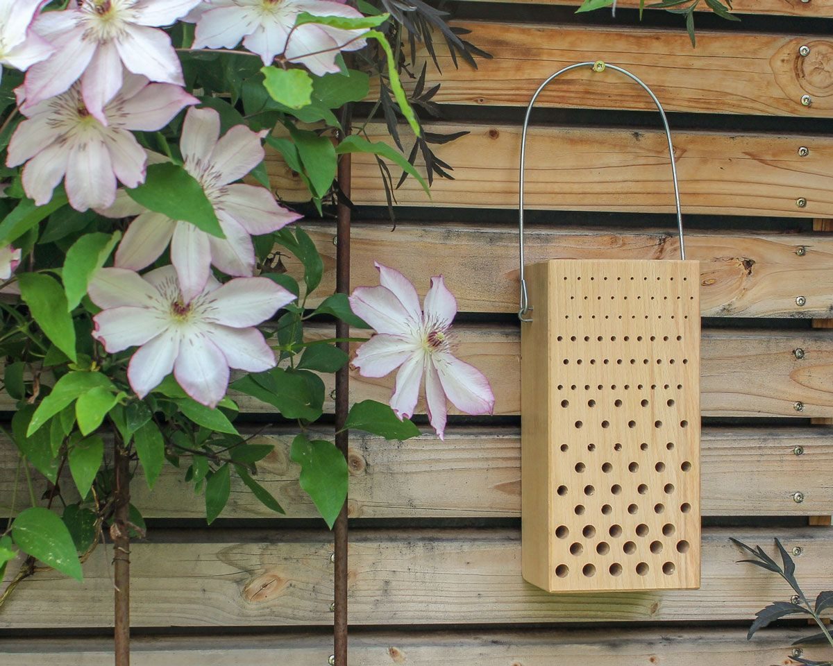 Schwegler Insektenhotel Naturschutzprodukt Insektennistholz Hartholz H 24 cm Insektennistblock