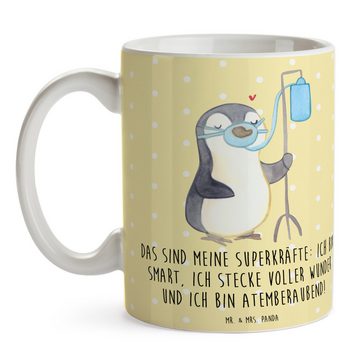 Mr. & Mrs. Panda Tasse Pinguin Sauerstoff - Gelb Pastell - Geschenk, Tasse Motive, Kaffeeta, Keramik, Herzberührende Designs