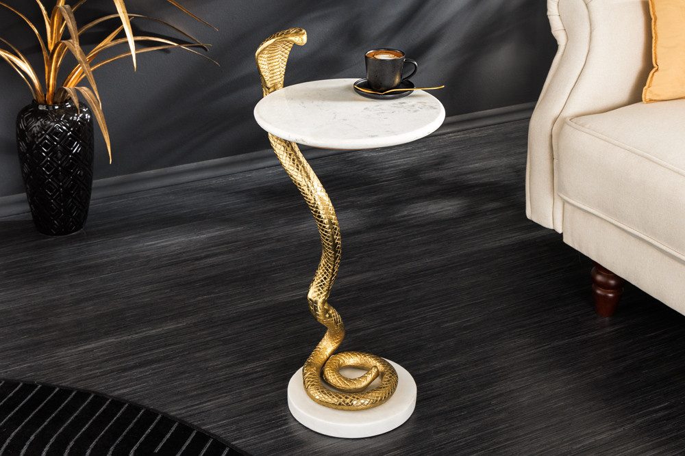 riess-ambiente Beistelltisch WILDLIFE COBRA 65cm gold / weiß · Wohnzimmertisch mit Marmor-Platte (Einzelartikel, 1-St), rund · handmade · Metall-Gestell · Schlangen-Skulptur · Design