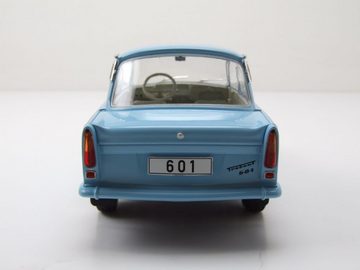 Whitebox Modellauto Trabant 601 Trabbi 1965 hellblau Modellauto 1:24 Whitebox, Maßstab 1:24